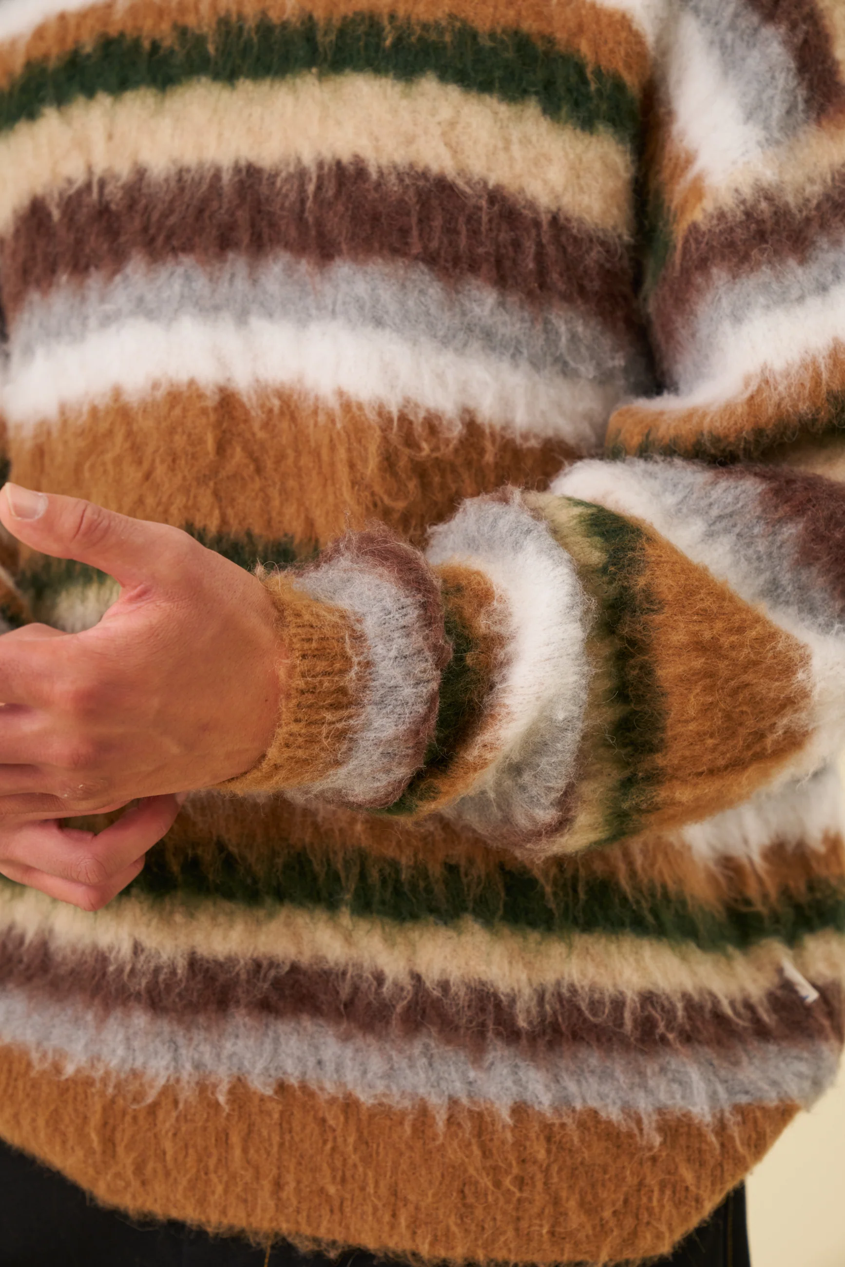 ALPACA BRUSHED STRIPE SWEAT - Image 5