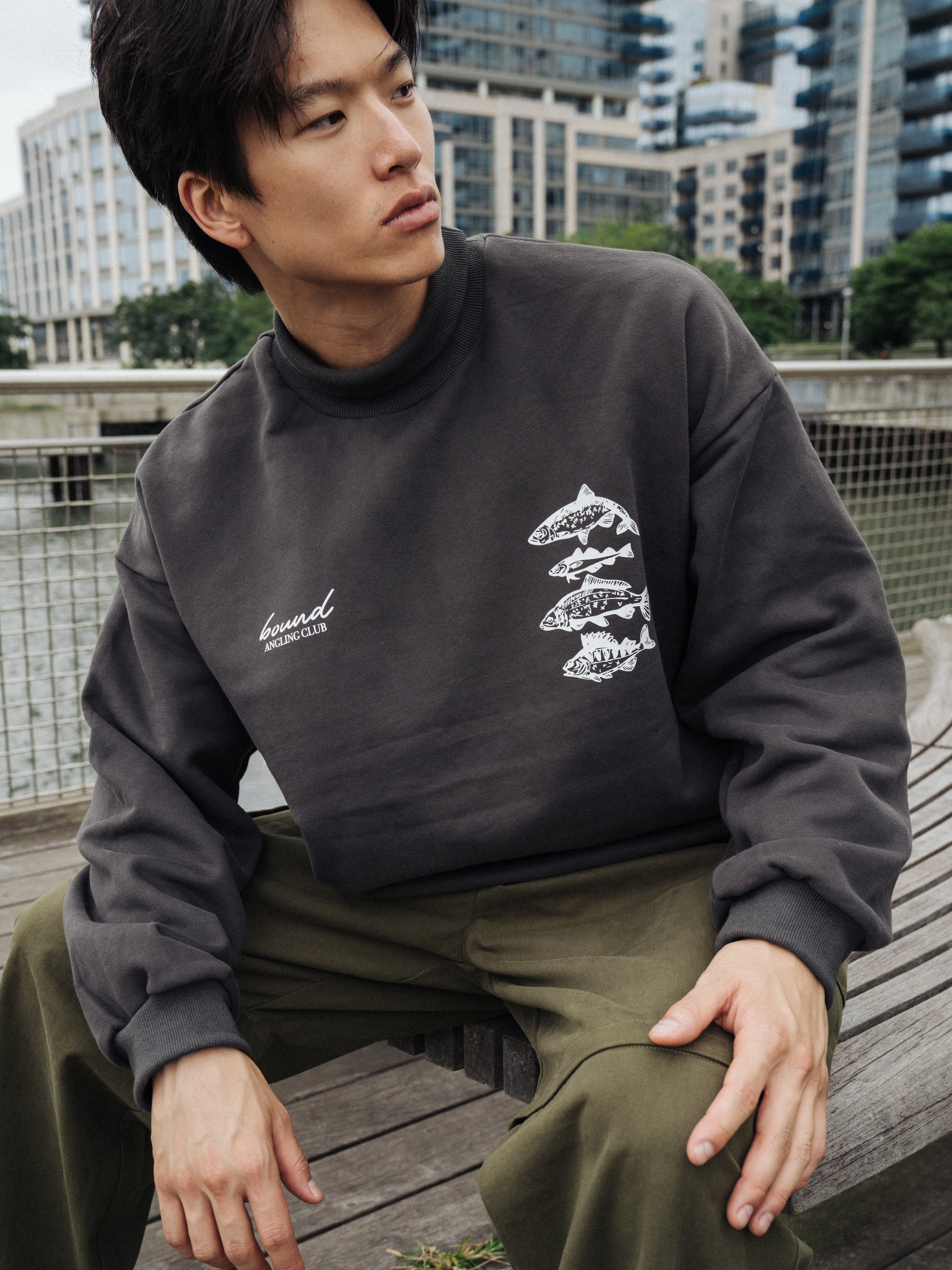 ANGLING CLUB ROLL NECK JERSEY SWEATER - CHARCOAL - Image 2
