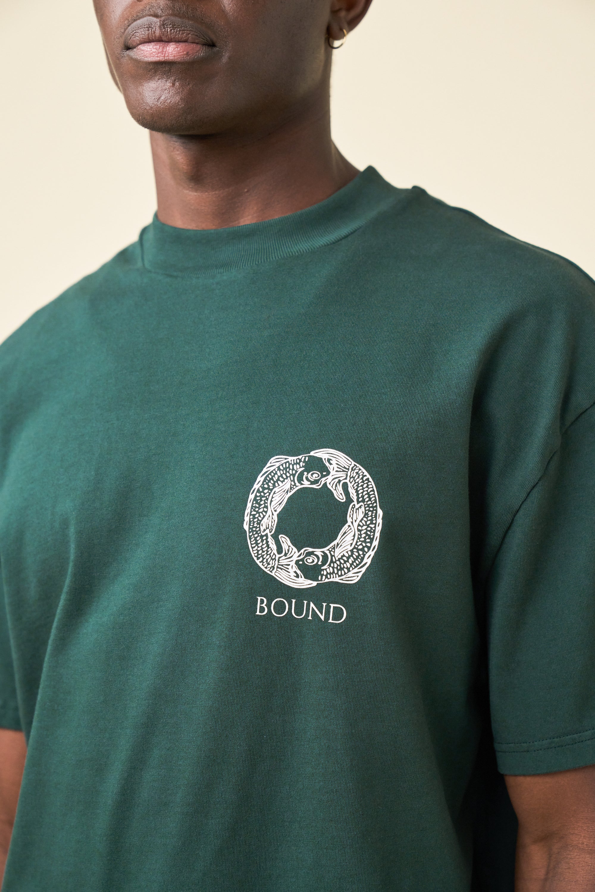 ANGLING CREST TEE - FOREST GREEN - Image 5