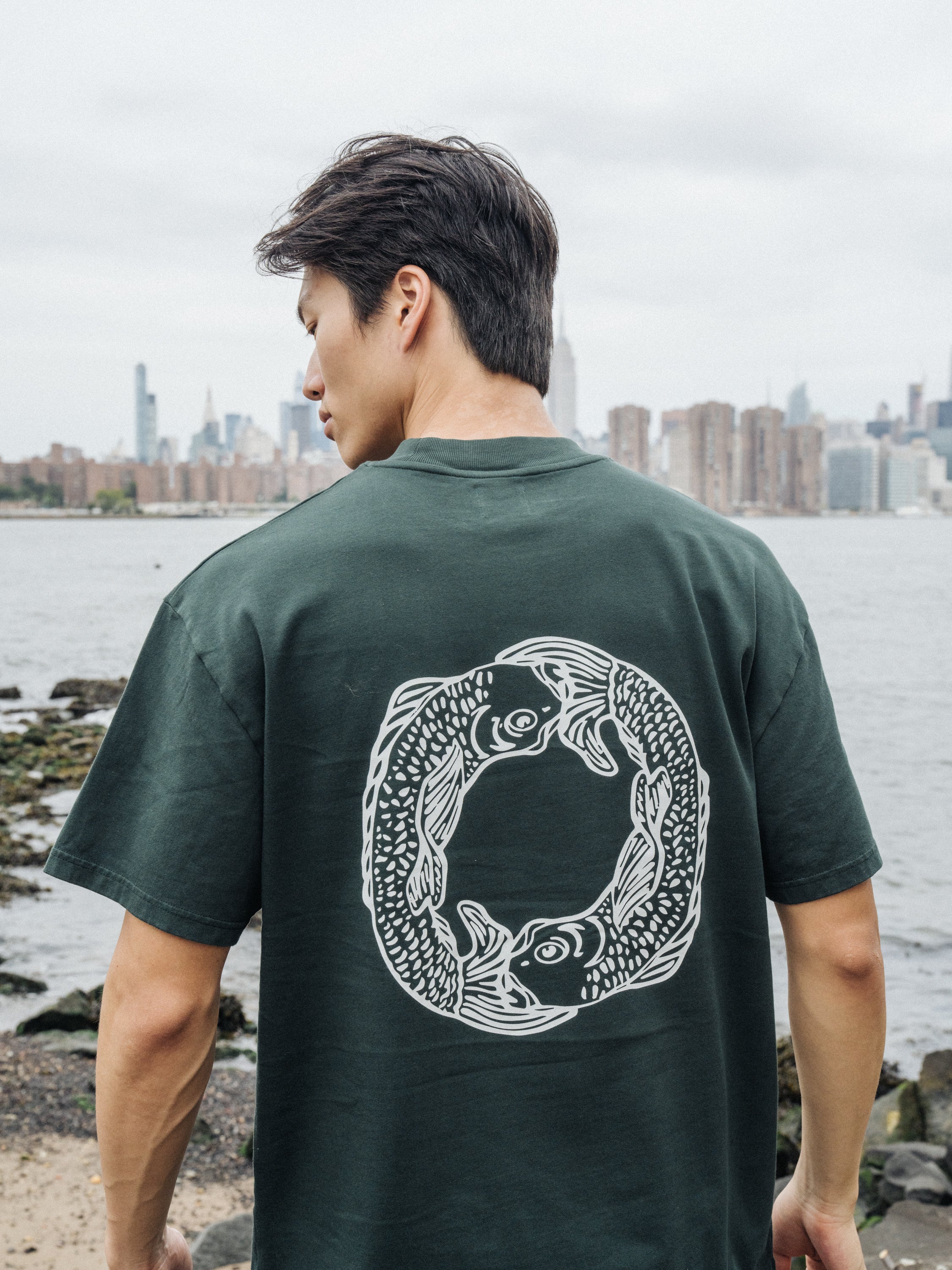 ANGLING CREST TEE - FOREST GREEN - Image 6