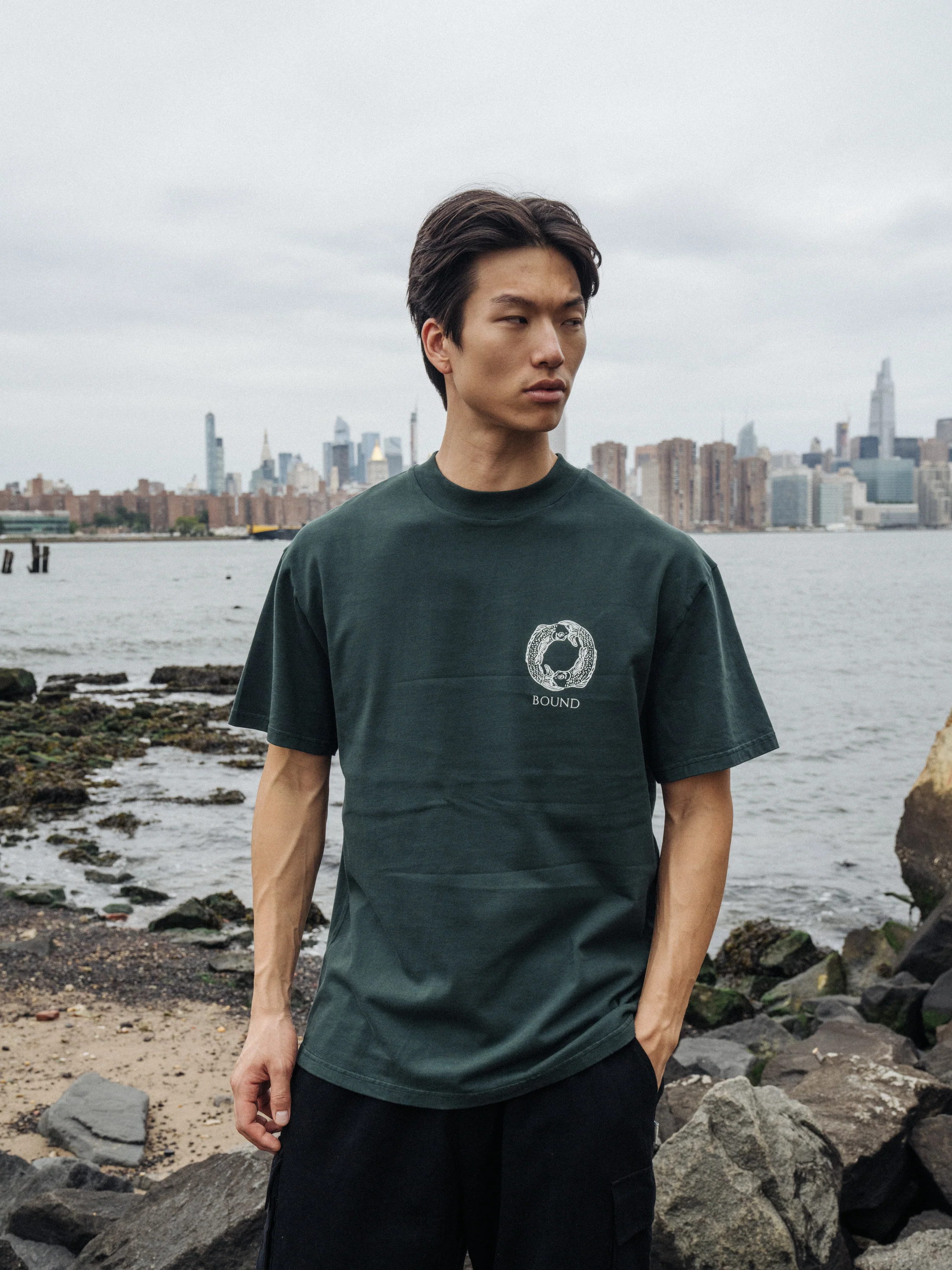 ANGLING CREST TEE - FOREST GREEN - Image 7
