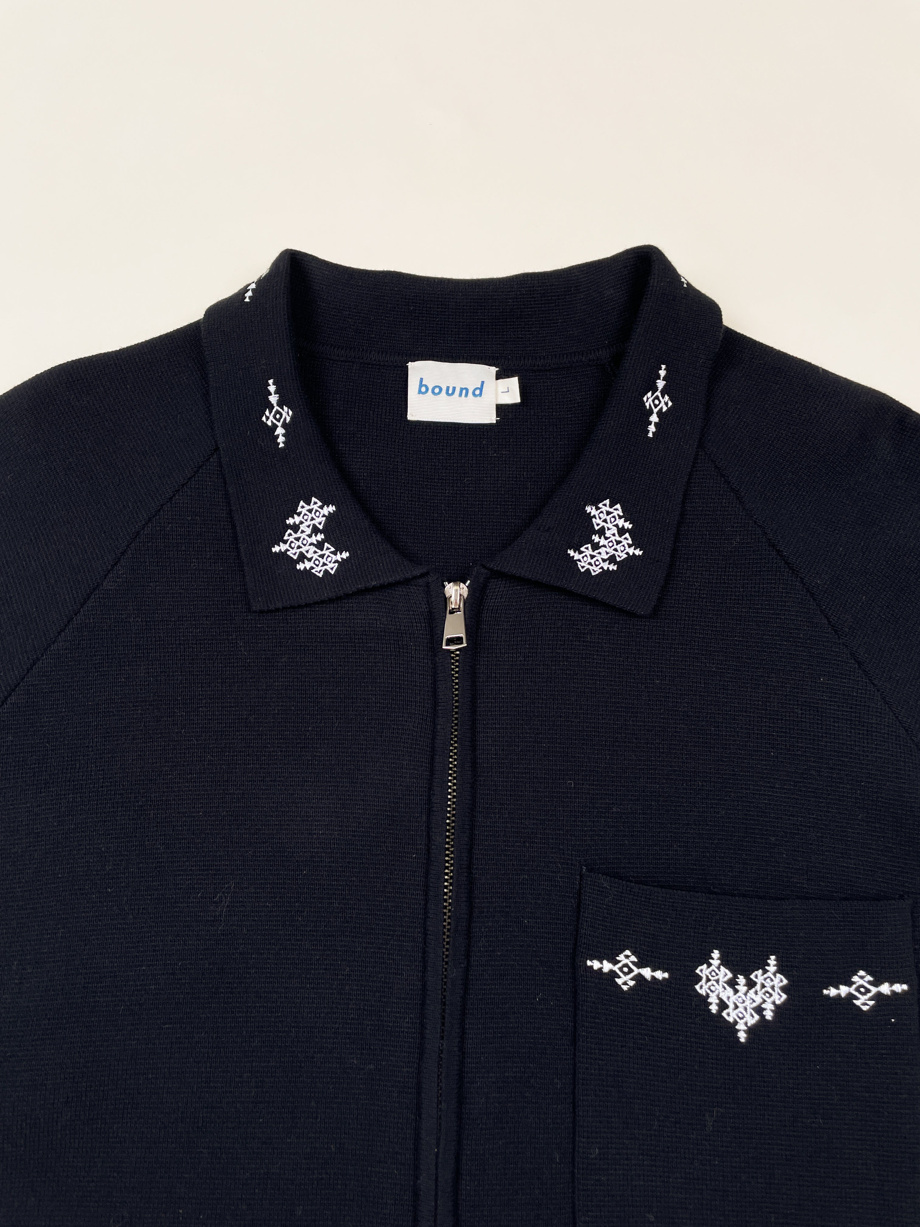 AZTEC CROPPED ZIP KNIT POLO - BLACK - Image 10