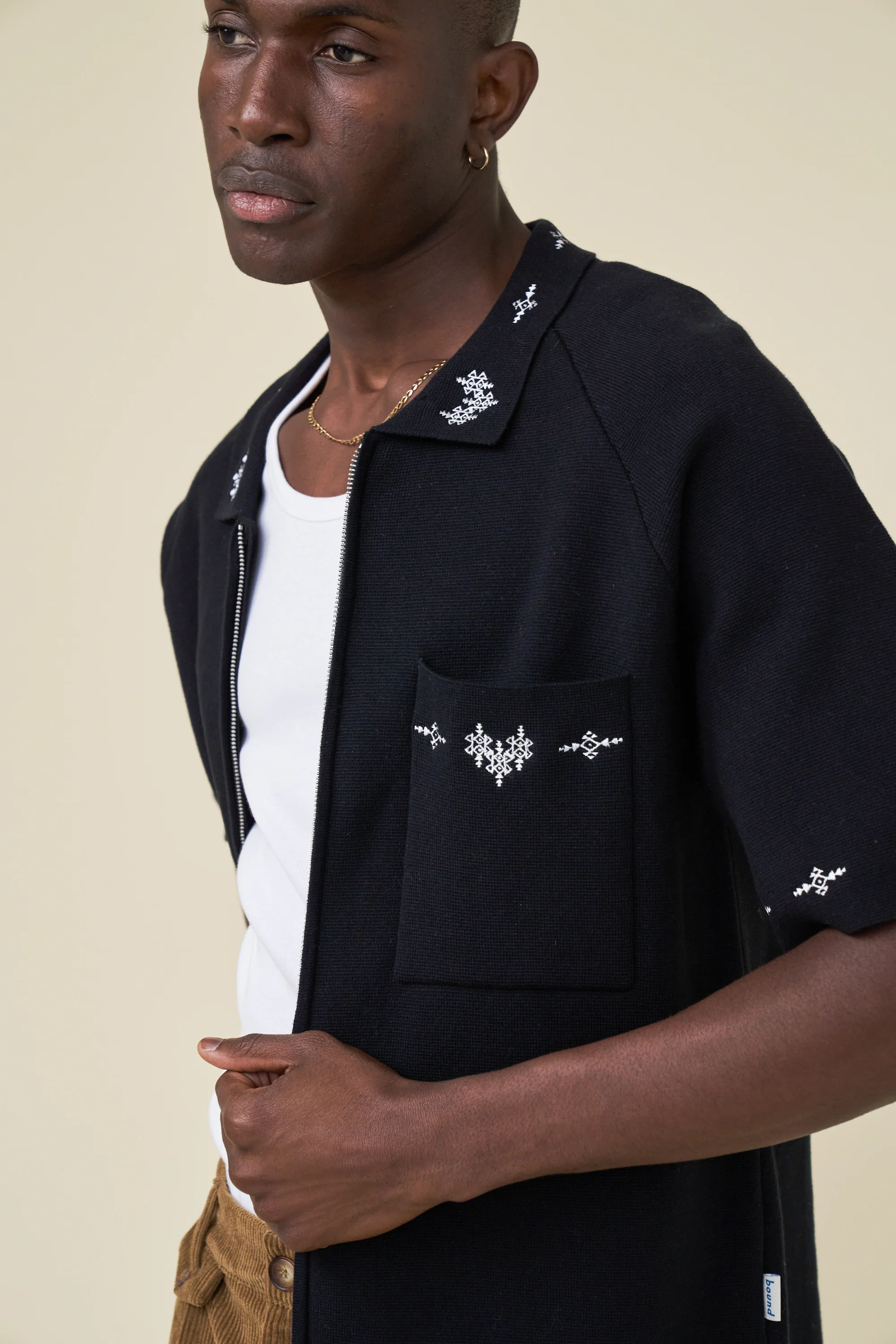 AZTEC CROPPED ZIP KNIT POLO - BLACK - Image 5
