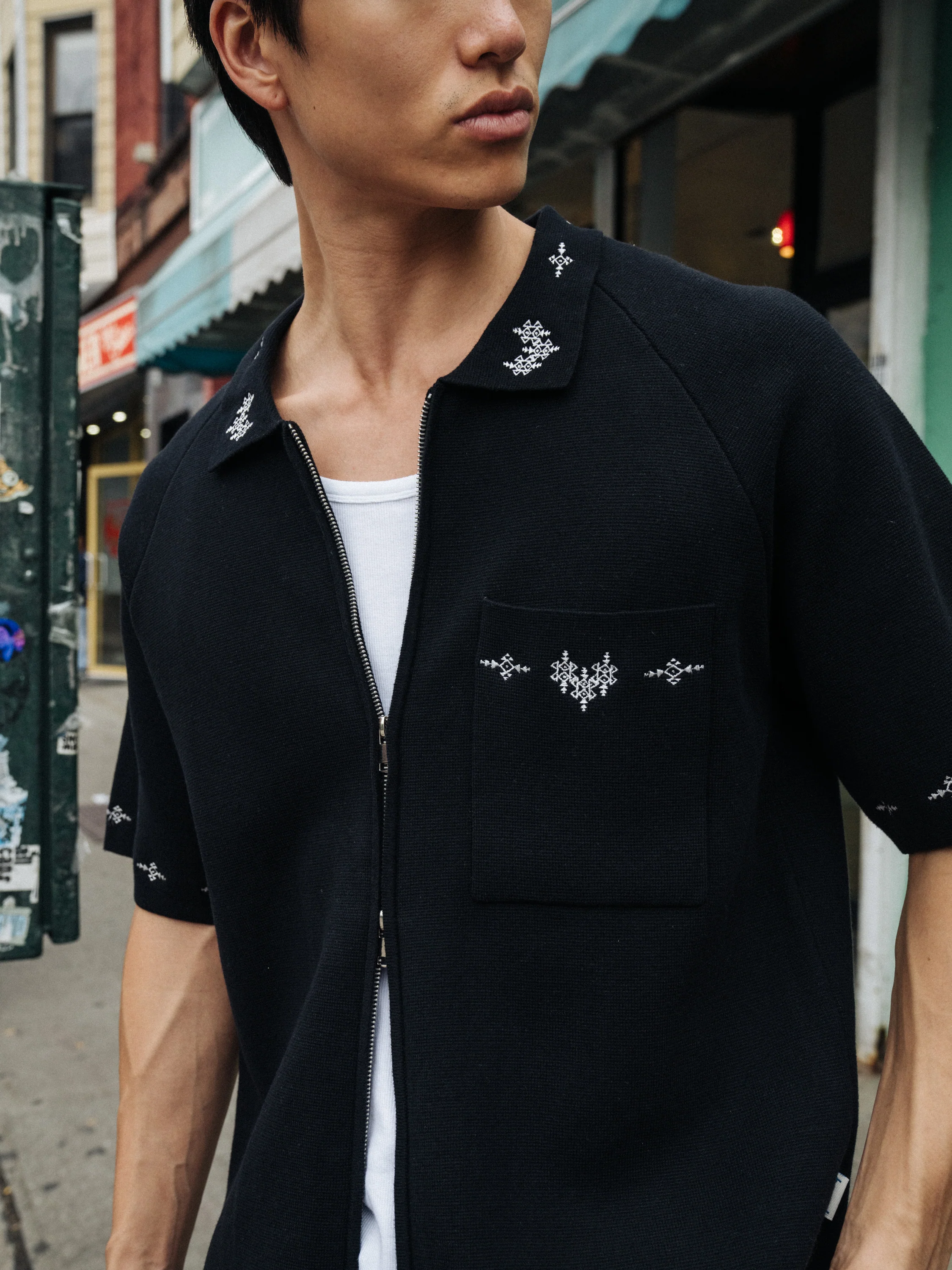 AZTEC CROPPED ZIP KNIT POLO - BLACK - Image 9