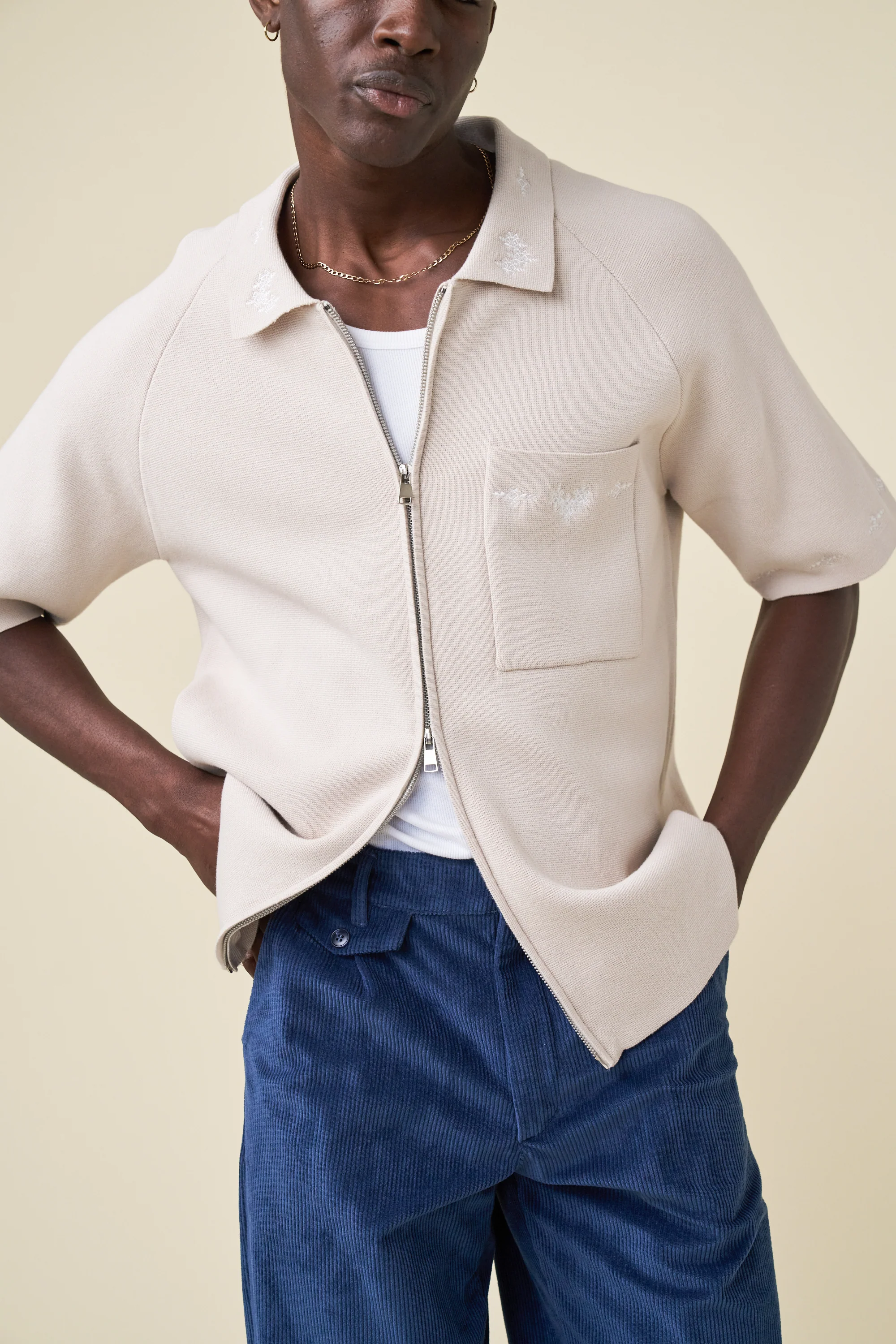 AZTEC CROPPED ZIP KNIT POLO - STONE - Image 6