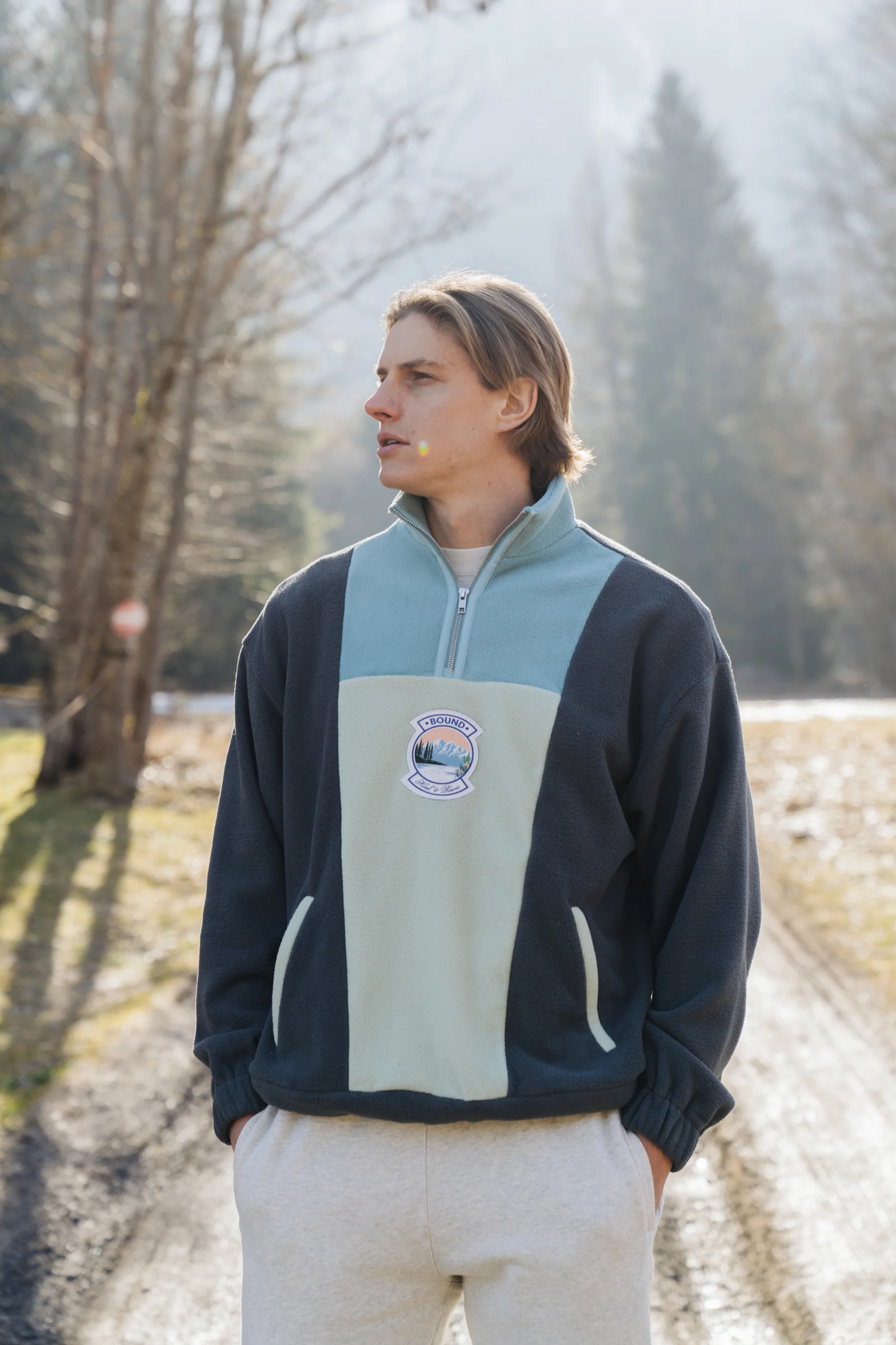BLUE RETRO FLEECE PULLOVER - Image 2