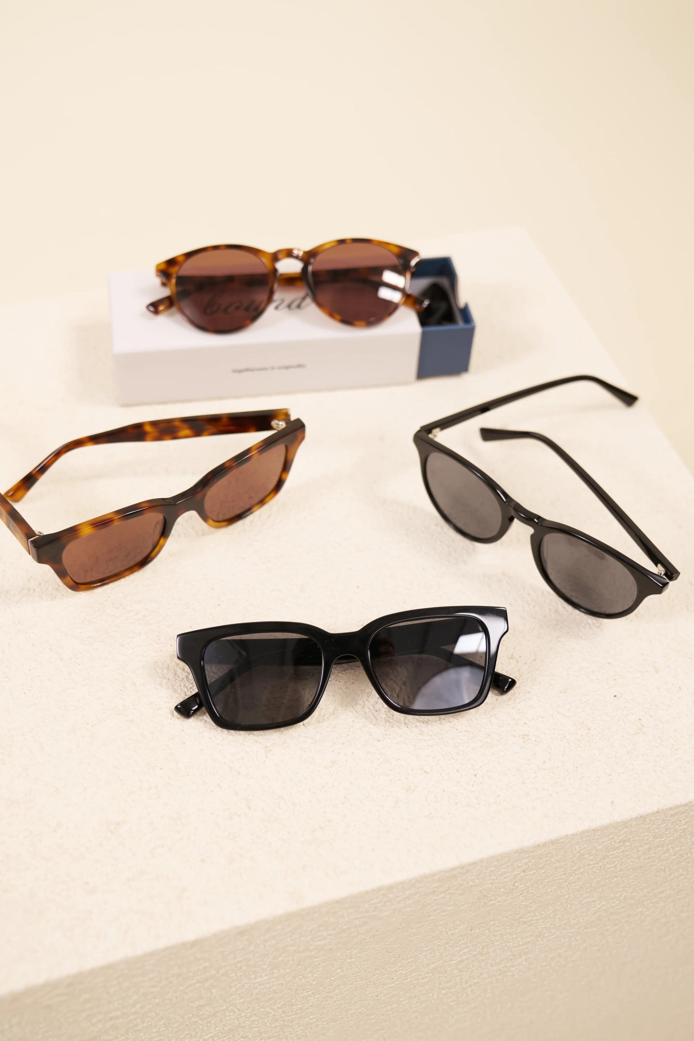 JUDE SUNGLASSES - BLACK - Image 5