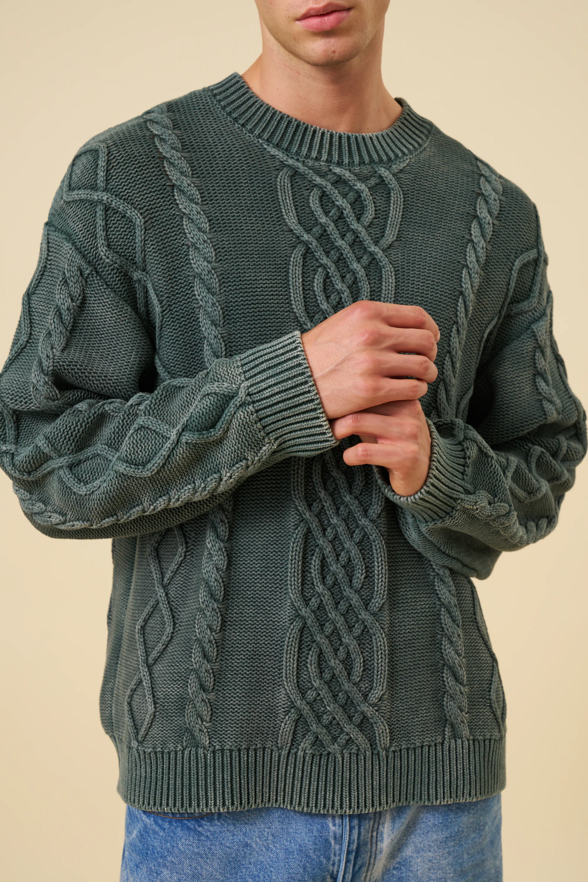 CABLE KNIT ACID WASH KNIT - GREEN - Image 3