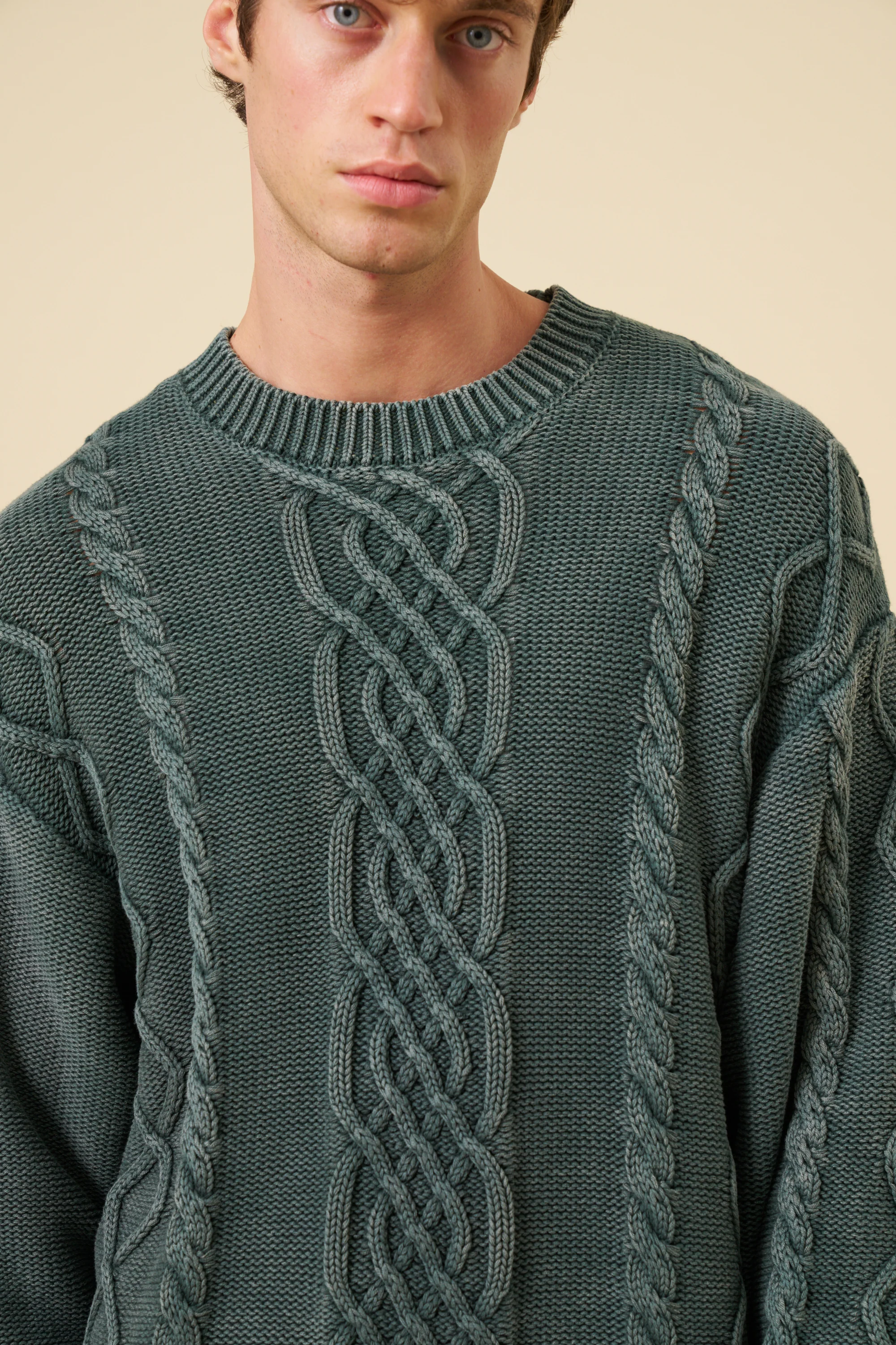 CABLE KNIT ACID WASH KNIT - GREEN - Image 5