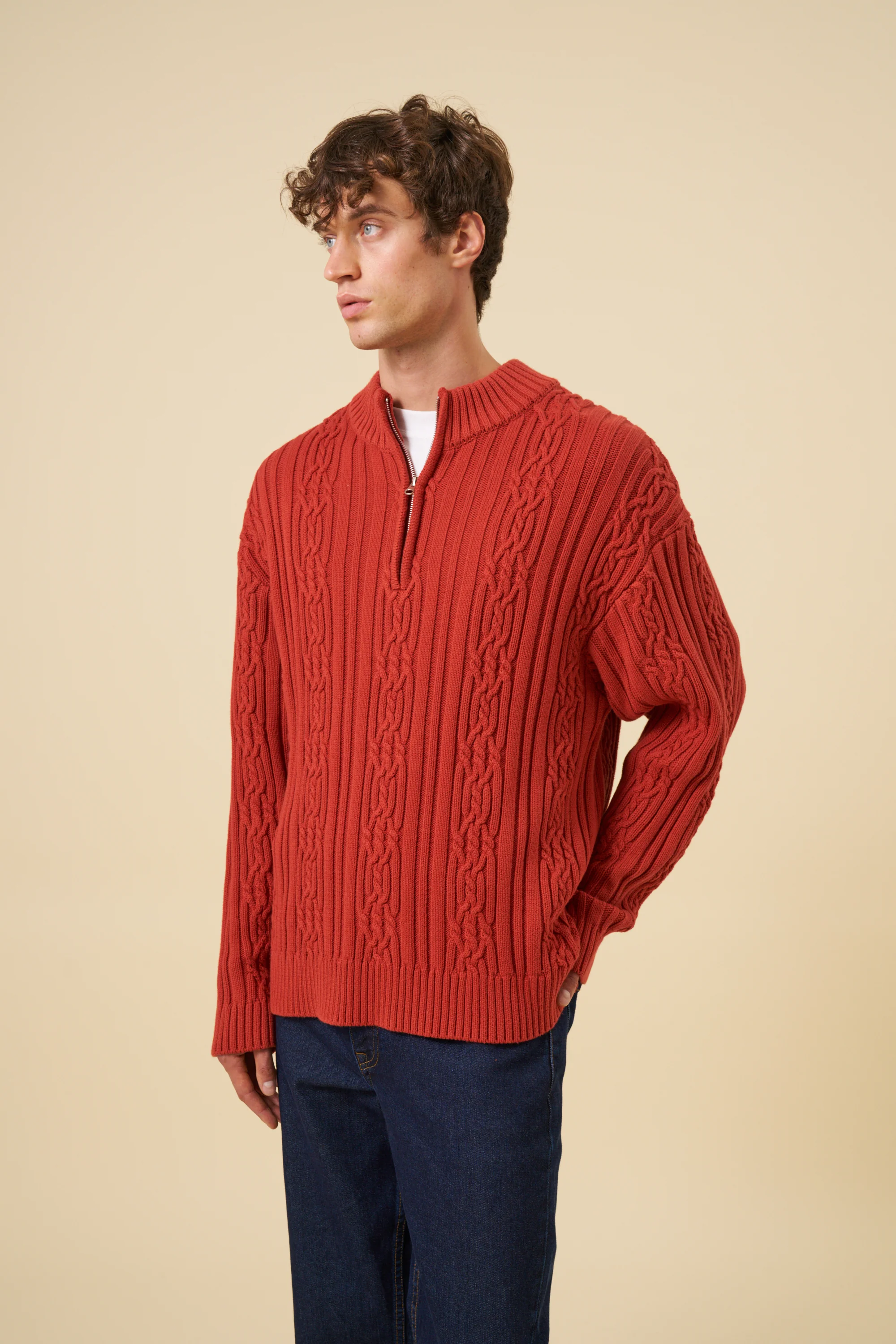CABLE KNIT HALF ZIP PULLOVER - RUST RED - Image 5