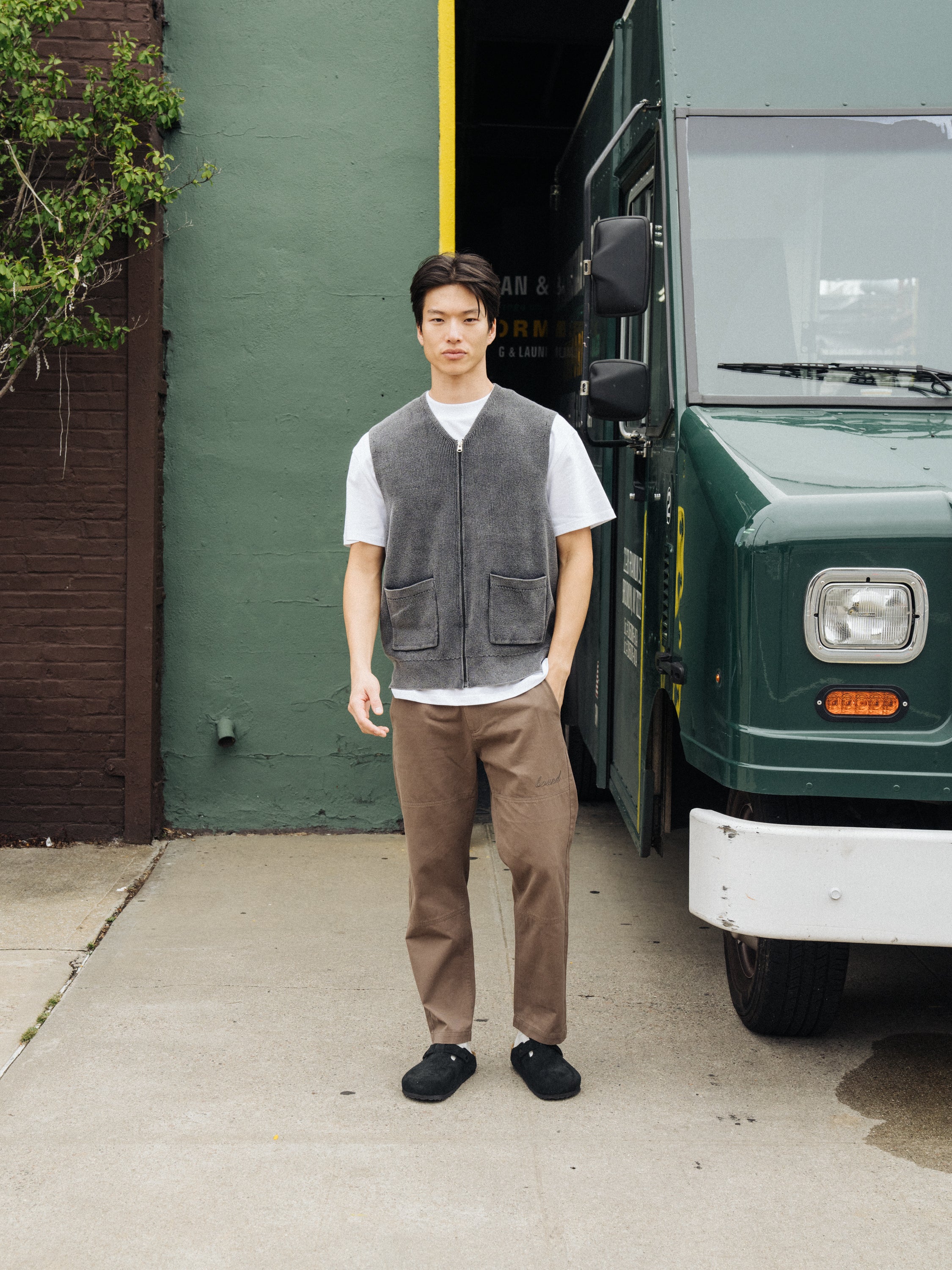 CHARCOAL ACID WASH KNIT VEST - Image 8