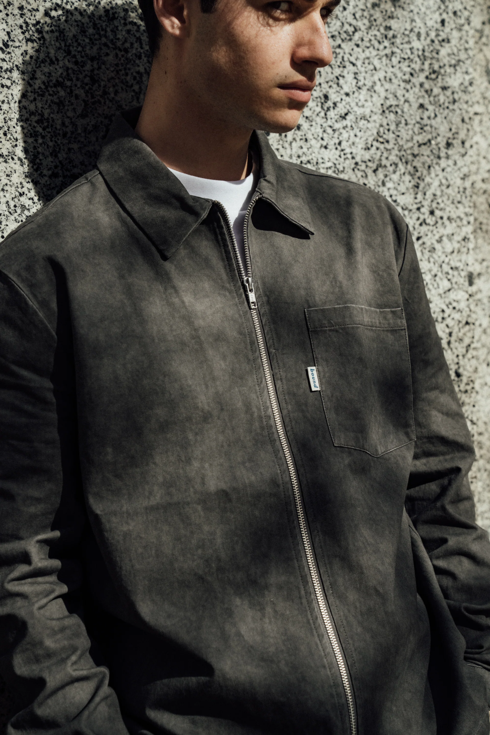CHARCOAL ACID WASH ZIP OVERSHIRT - Image 2