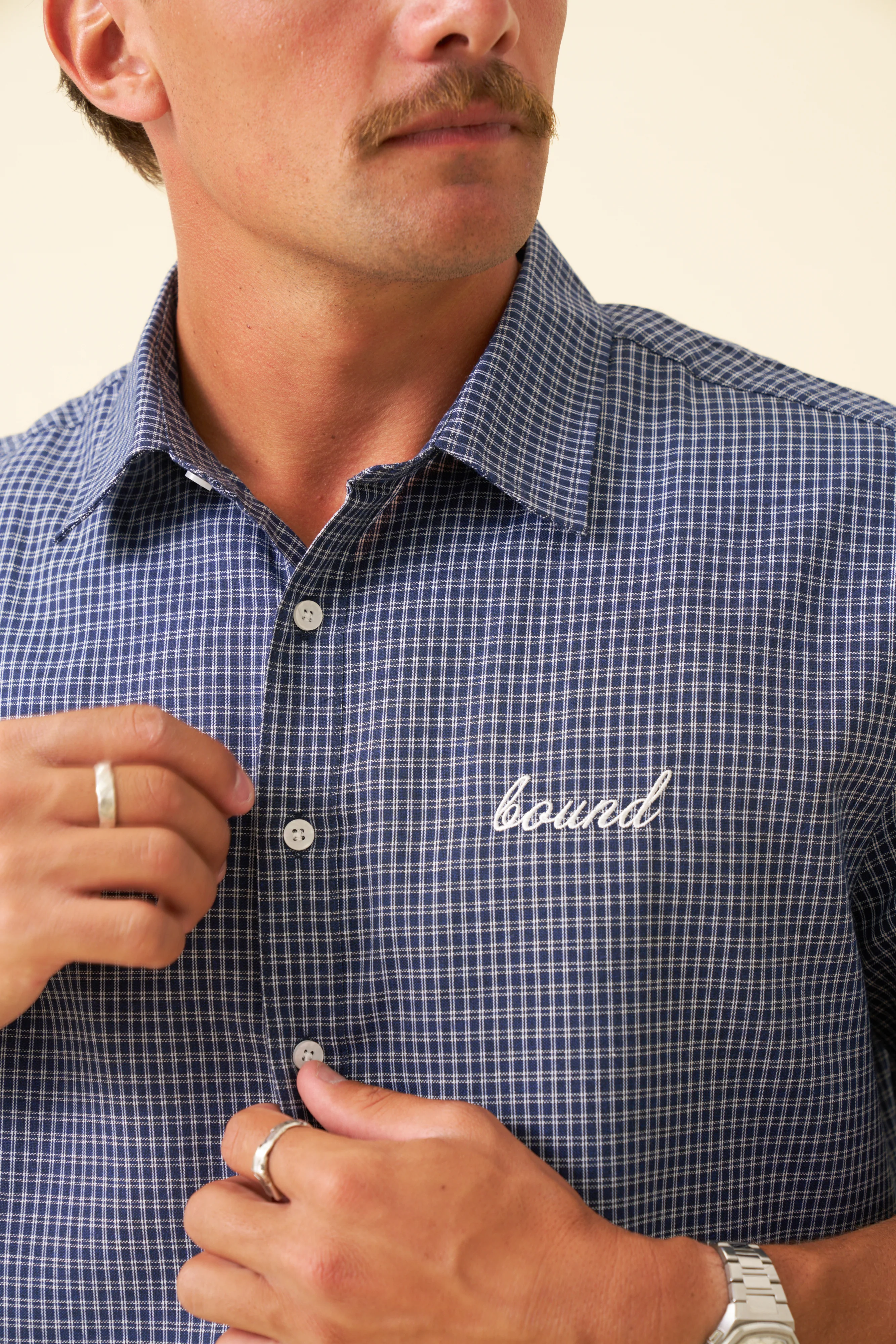 BOTHA CROPPED GINGHAM SHIRT - NAVY - Image 6