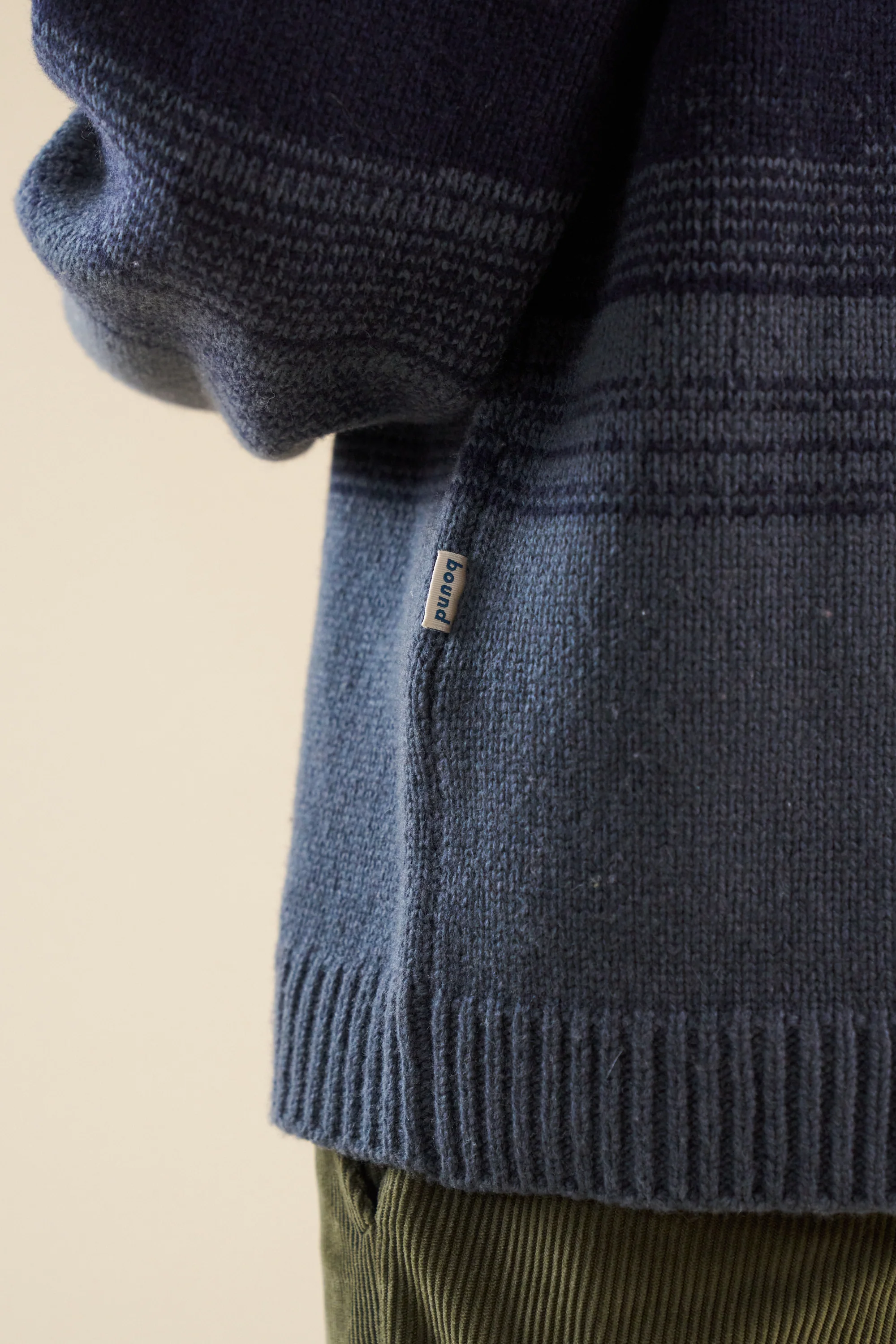 DEEP BLUE GRADIENT LAMBSWOOL SWEATER - Image 4