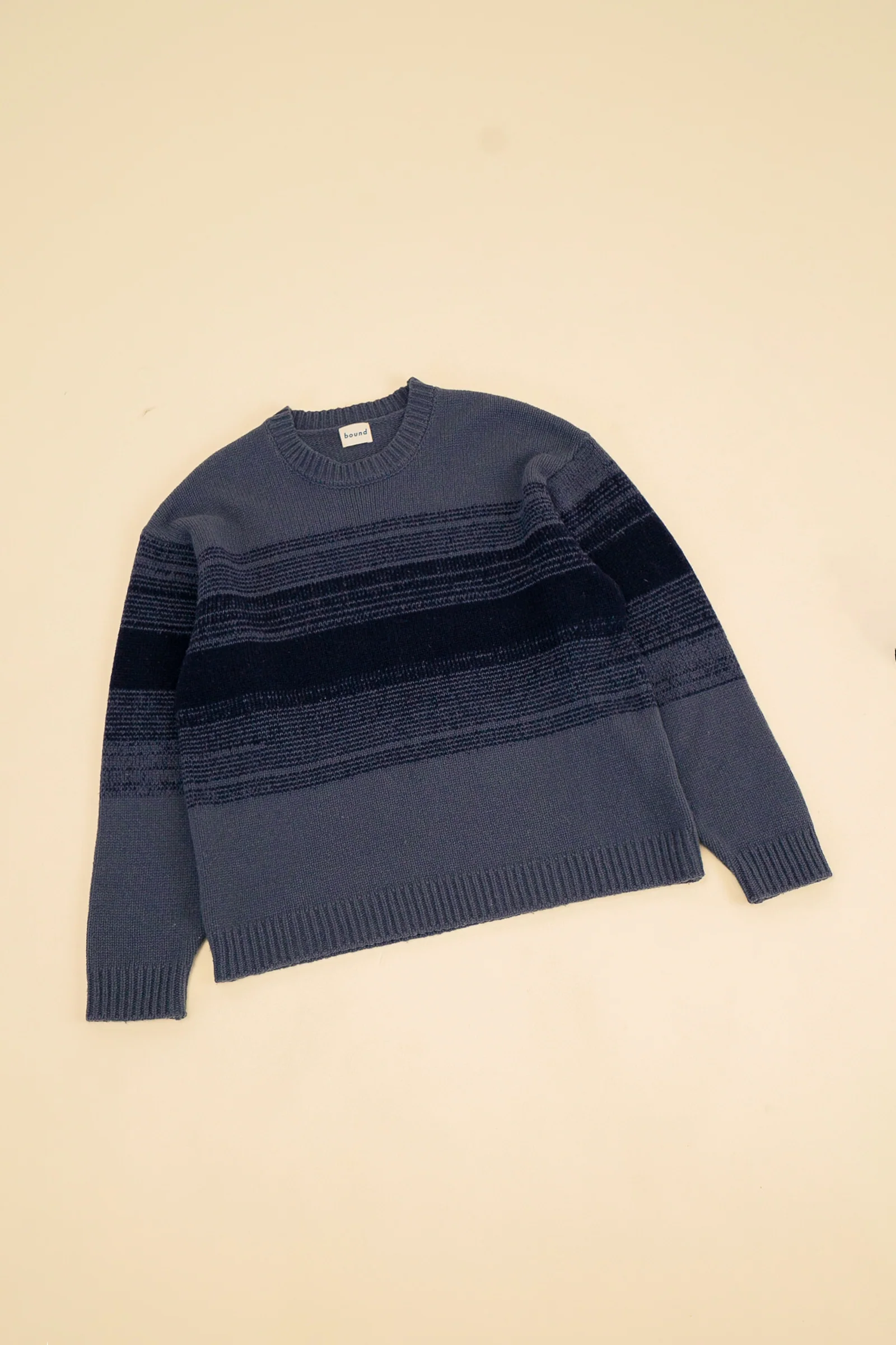 DEEP BLUE GRADIENT LAMBSWOOL SWEATER - Image 6
