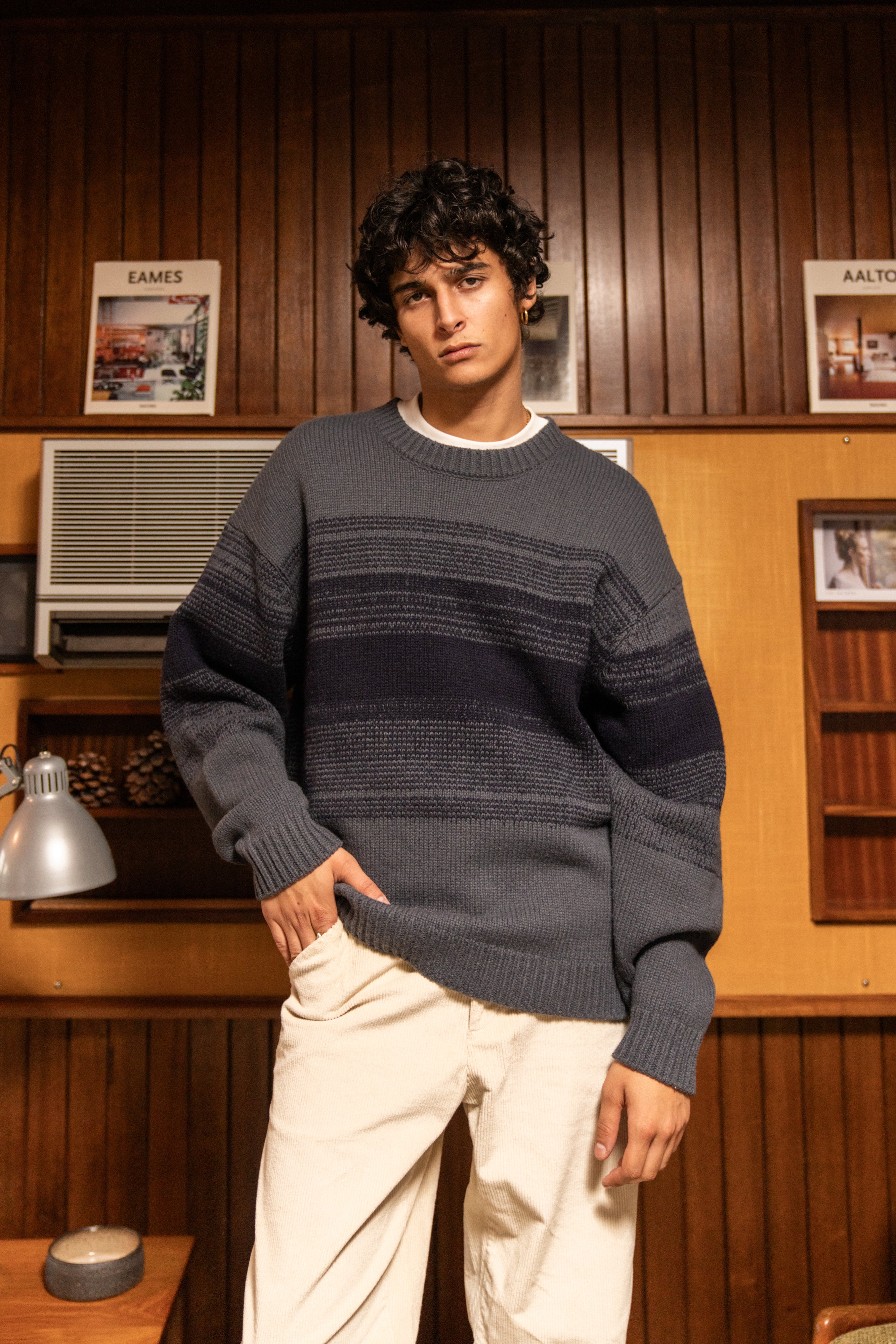 DEEP BLUE GRADIENT LAMBSWOOL SWEATER - Image 9