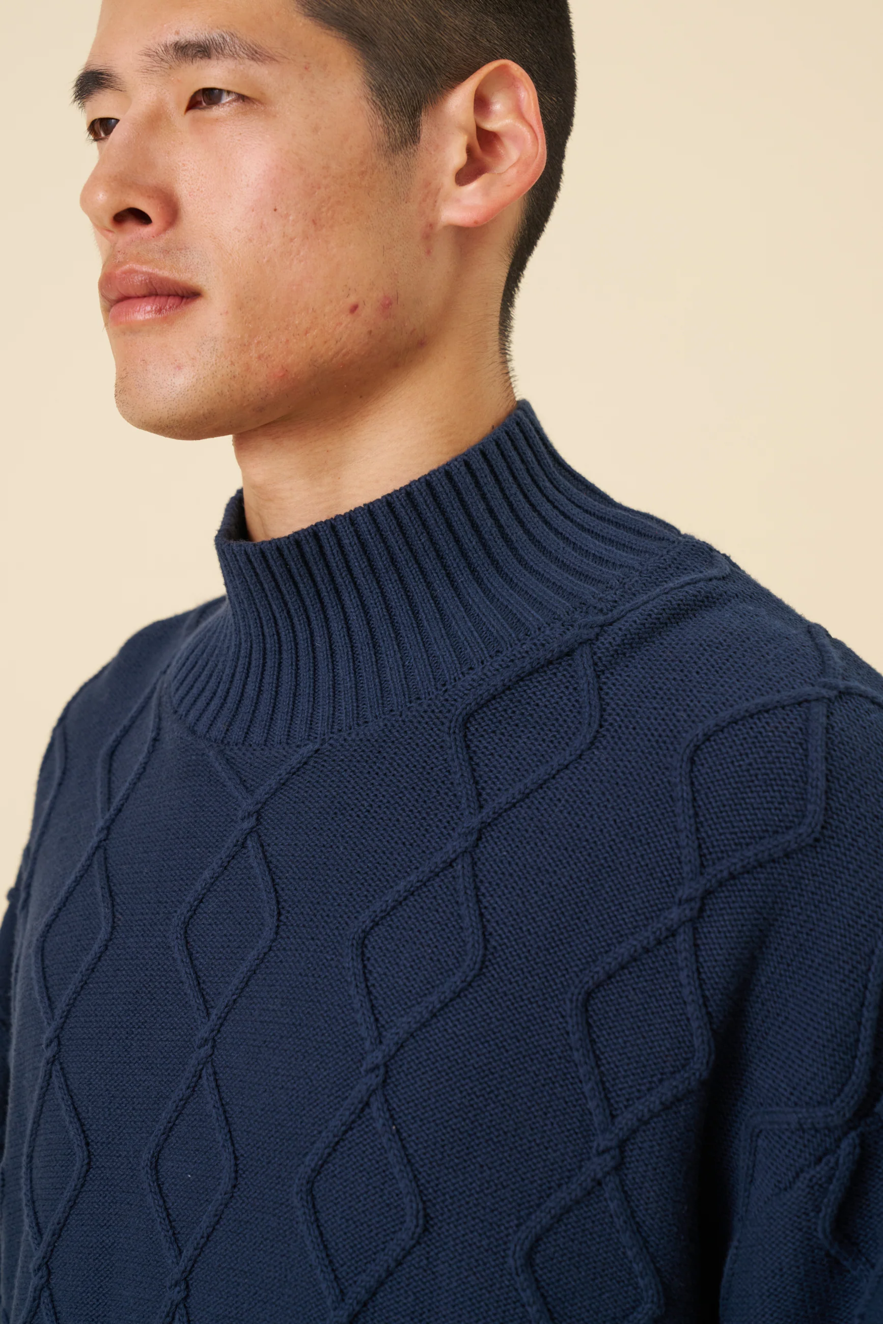 DIAMOND CABLE MOCK NECK KNIT - NAVY - Image 6