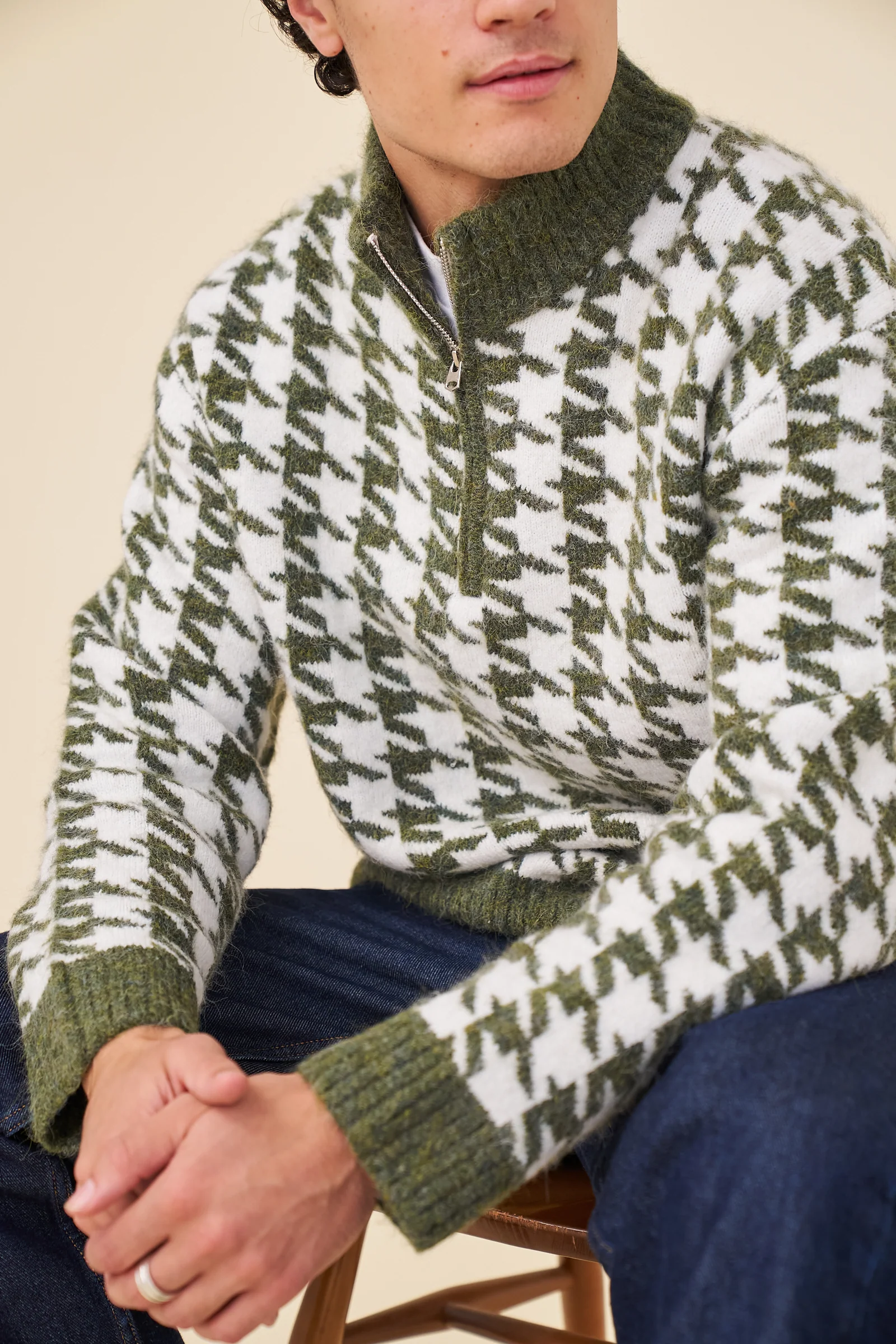 DOGTOOTH ALPACA 1/4 ZIP KNIT - MOSS - Image 5