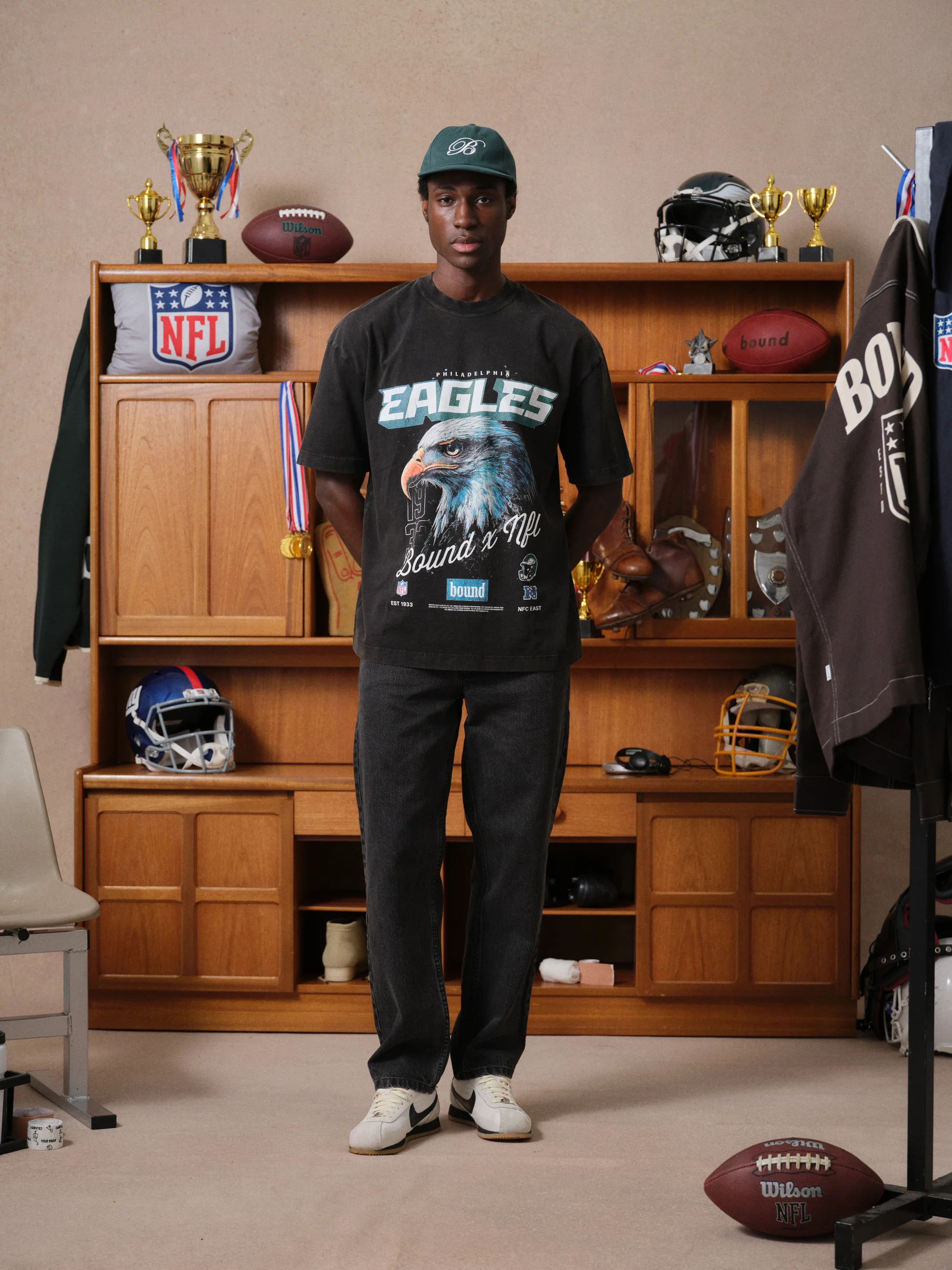 EAGLES RETRO TEE - VINTAGE WASHED BLACK - Image 2