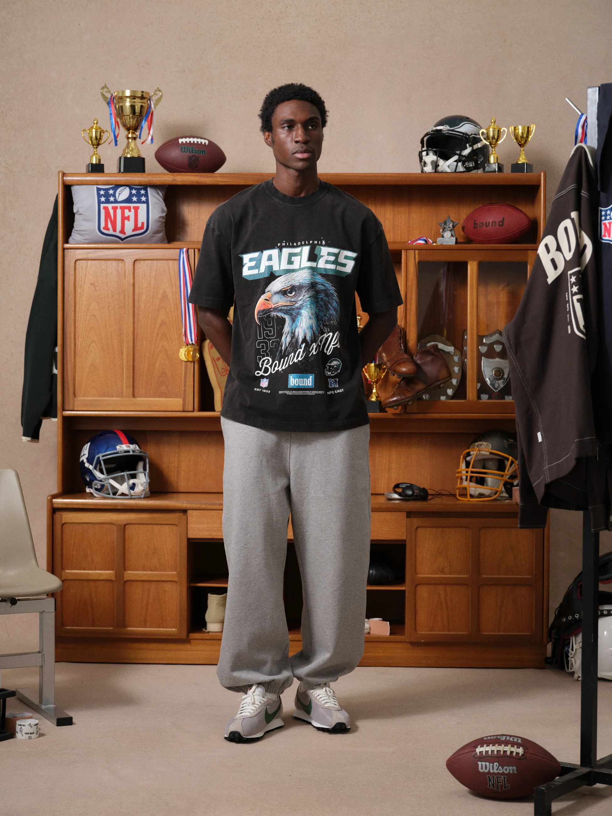 EAGLES RETRO TEE - VINTAGE WASHED BLACK - Image 8
