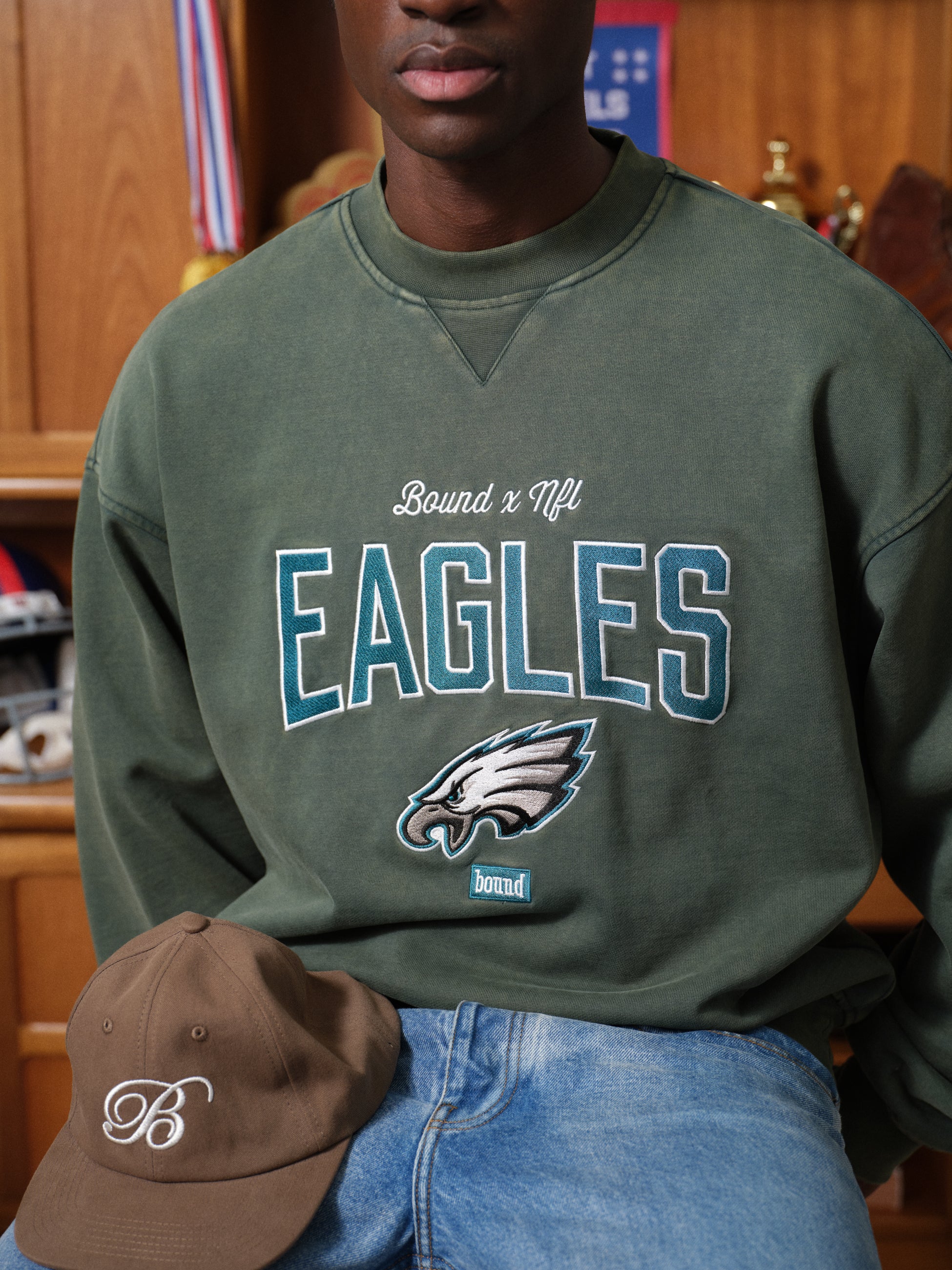 EAGLES VINTAGE WASHED SWEATER - GREEN - Image 6