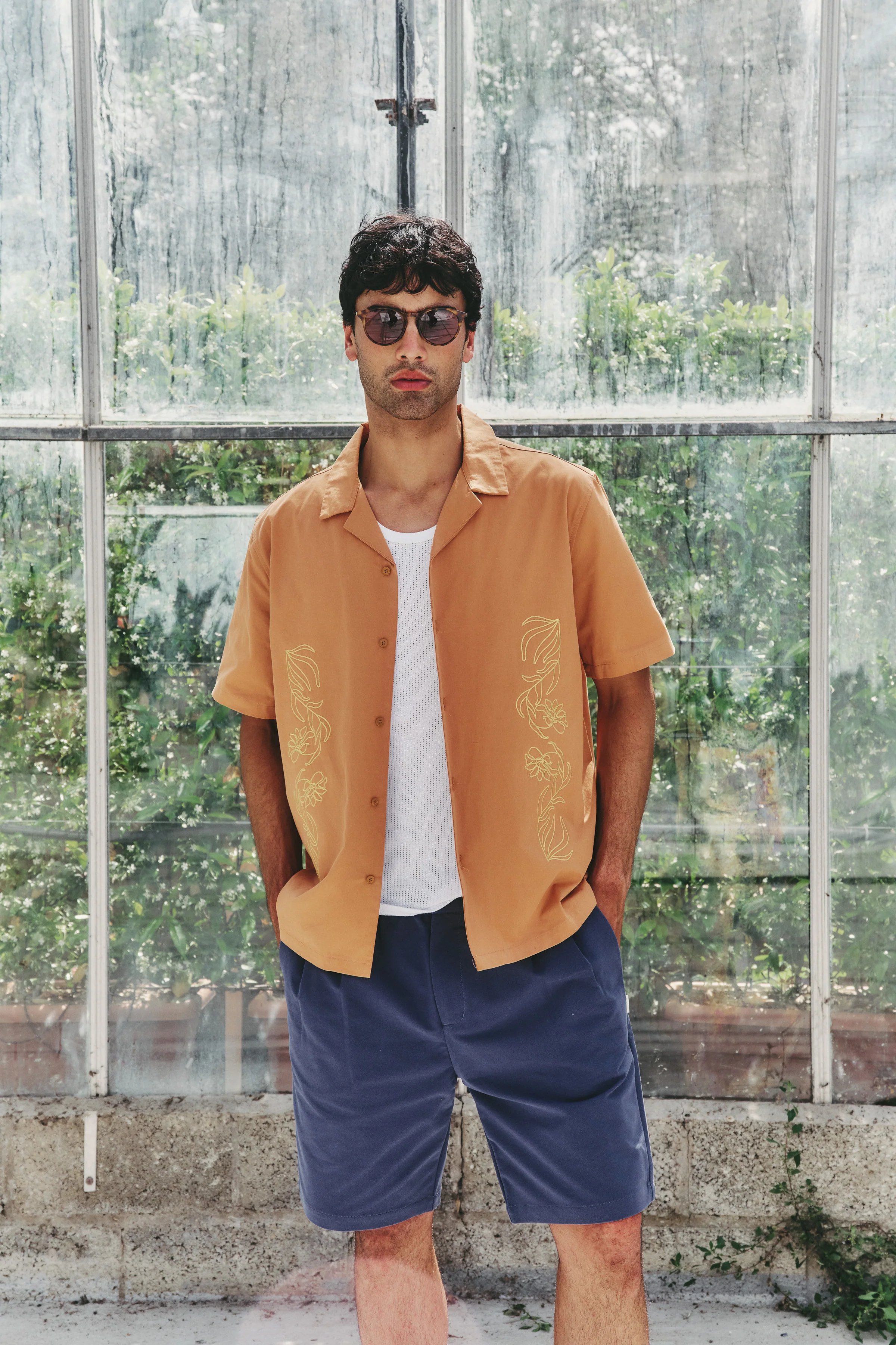 FLORAL EMBROIDERED SHIRT - RUST - Image 2