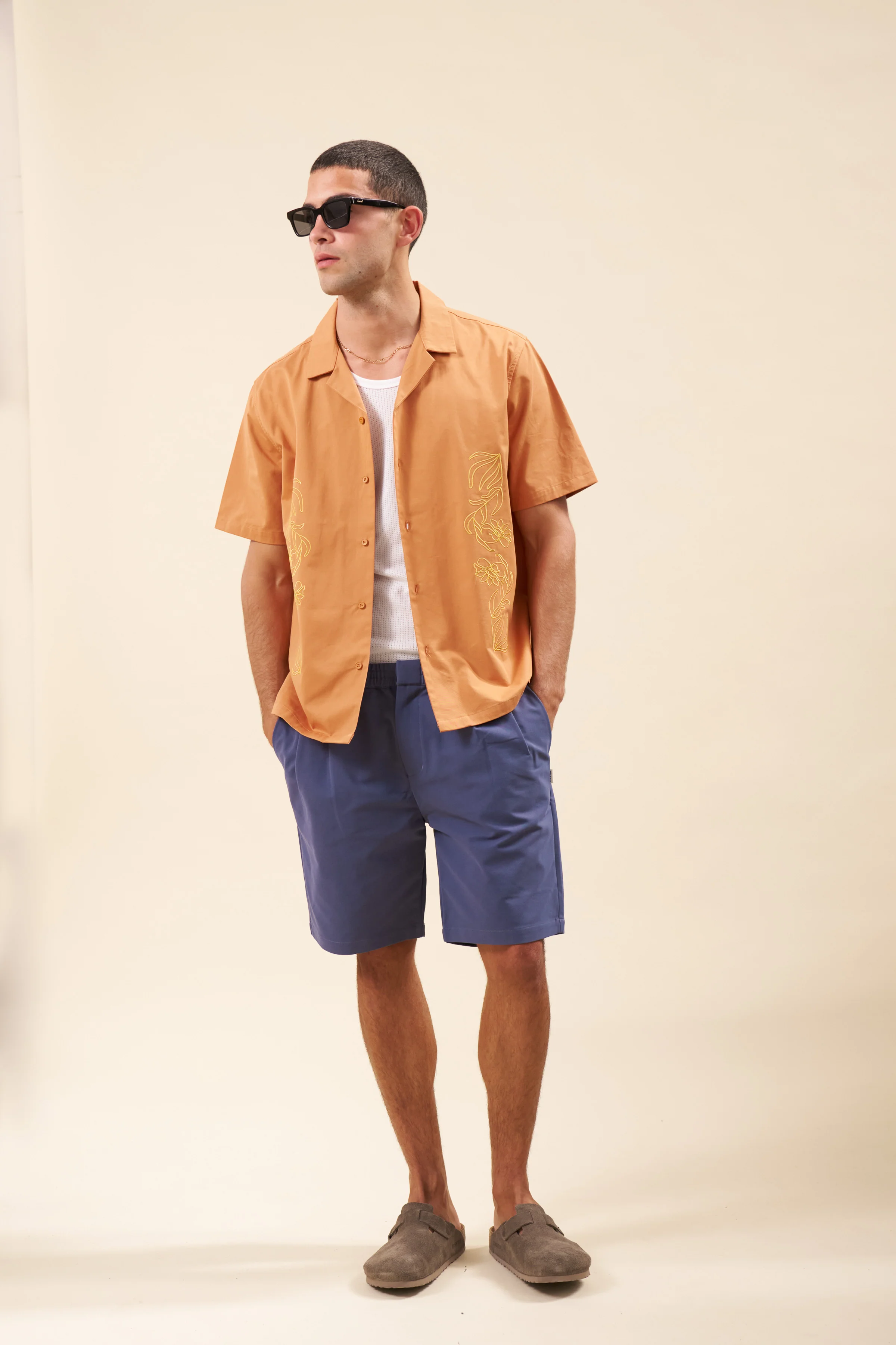 FLORAL EMBROIDERED SHIRT - RUST - Image 3