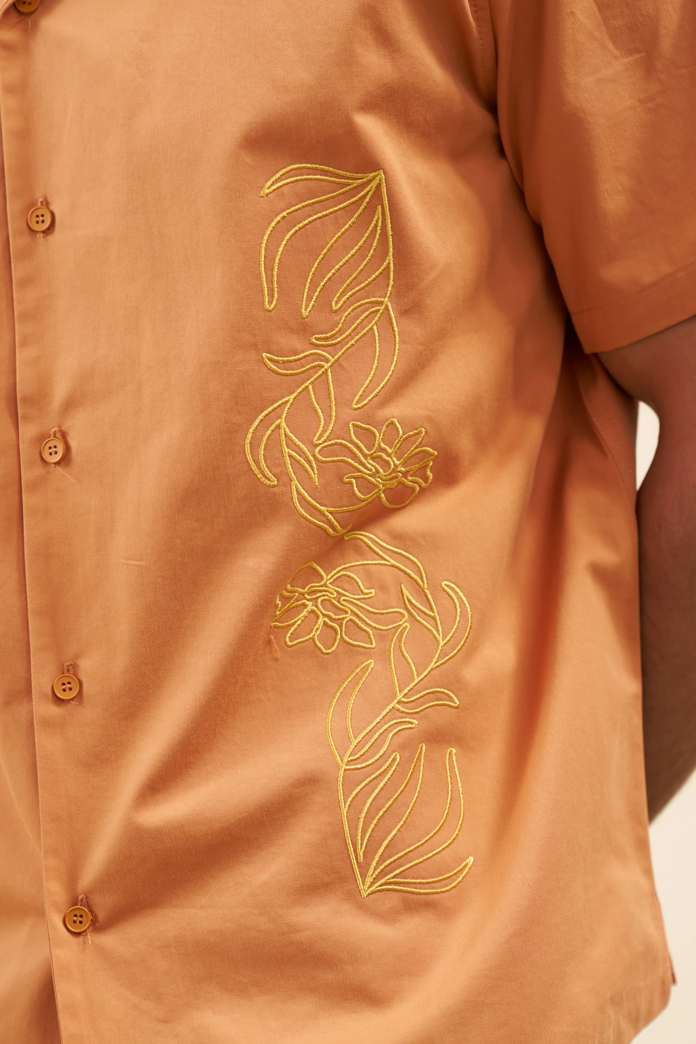 FLORAL EMBROIDERED SHIRT - RUST - Image 6