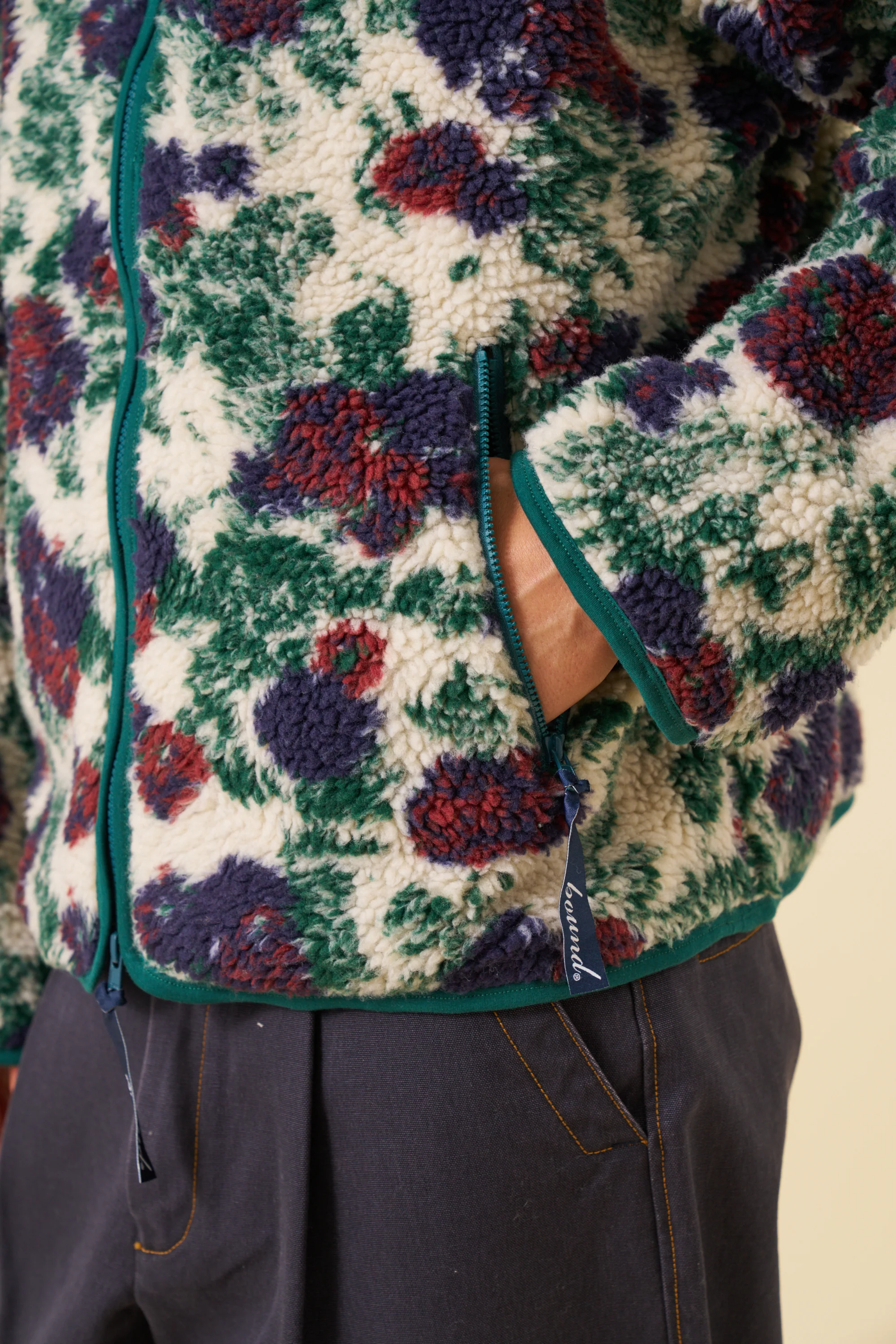 FLORAL FULL ZIP FLEECE - OFF WHITE - Image 9