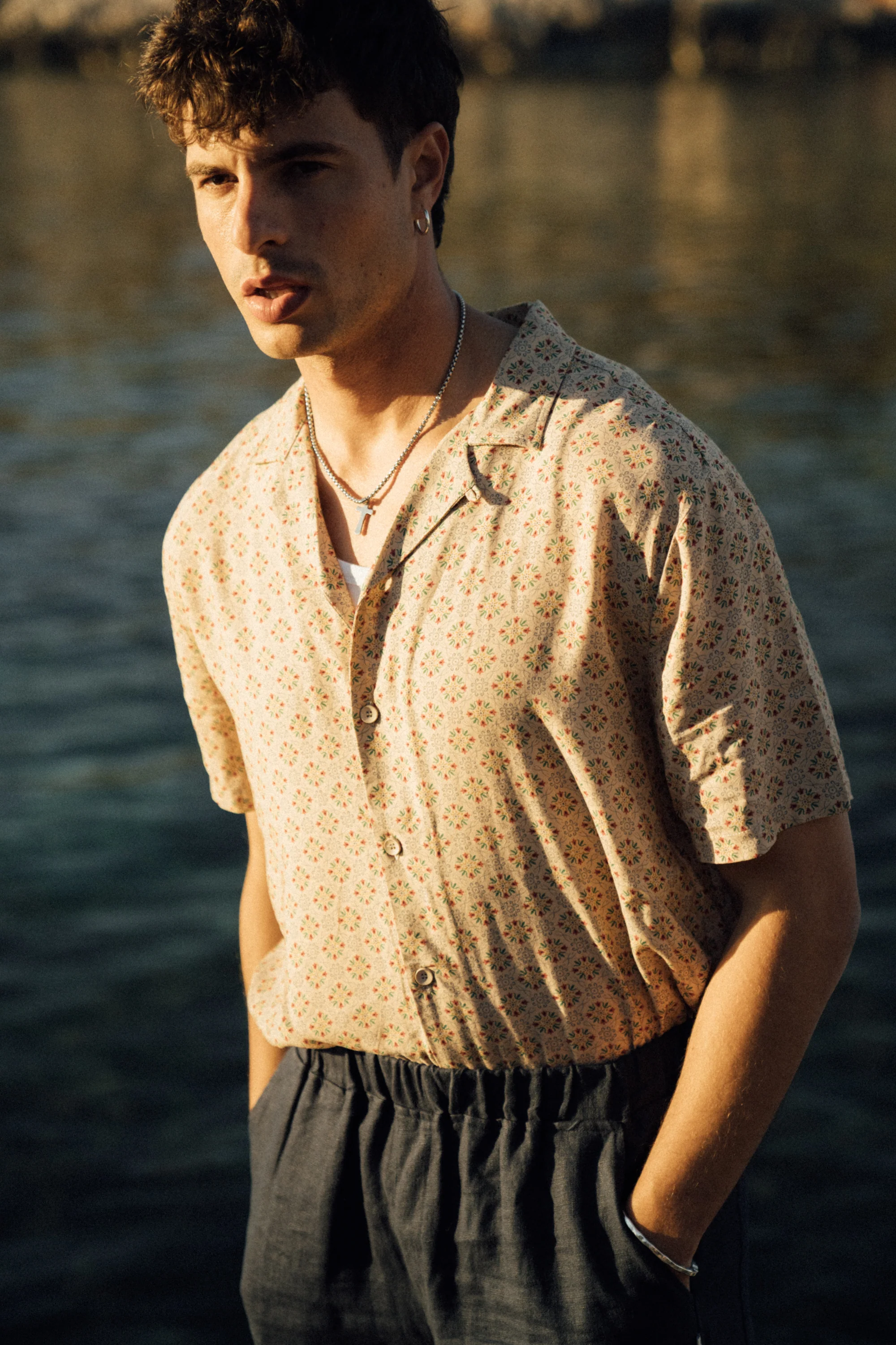 FLORAL MOSAIC RAYON SS SHIRT - Image 9