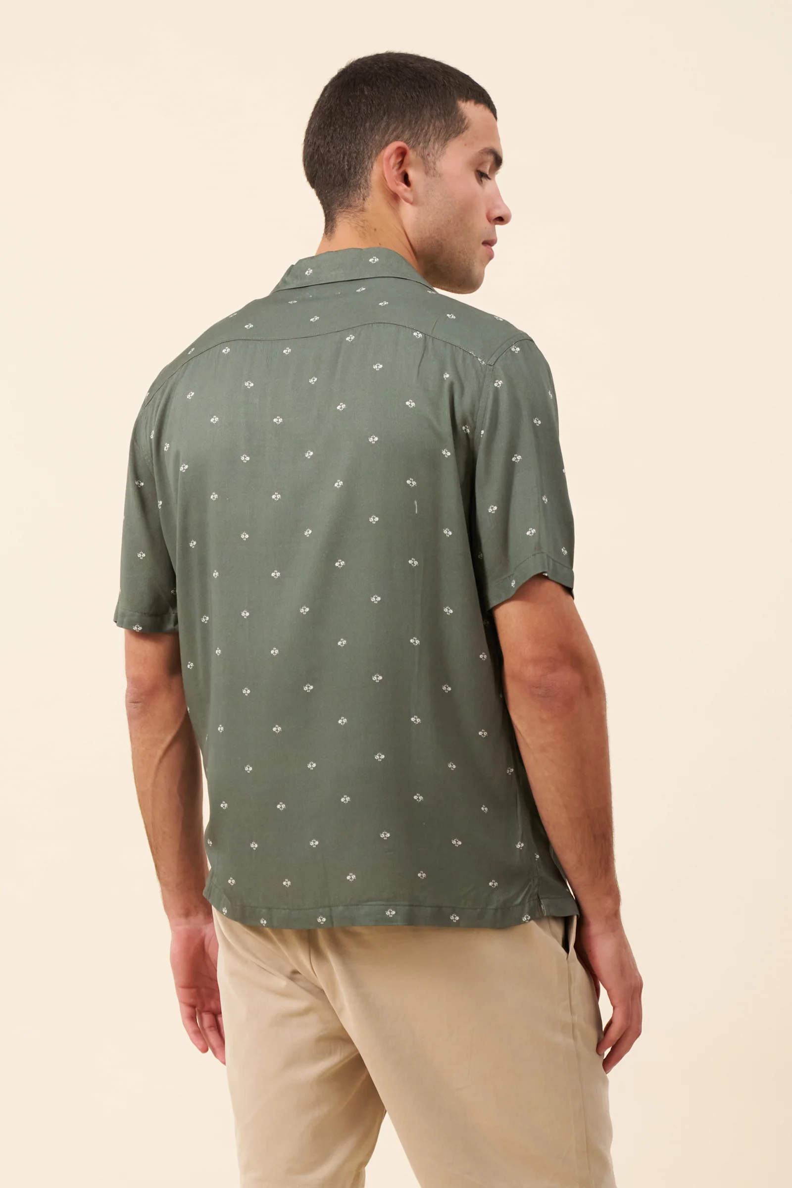 FLORAL RAYON SHIRT - SAGE - Image 4