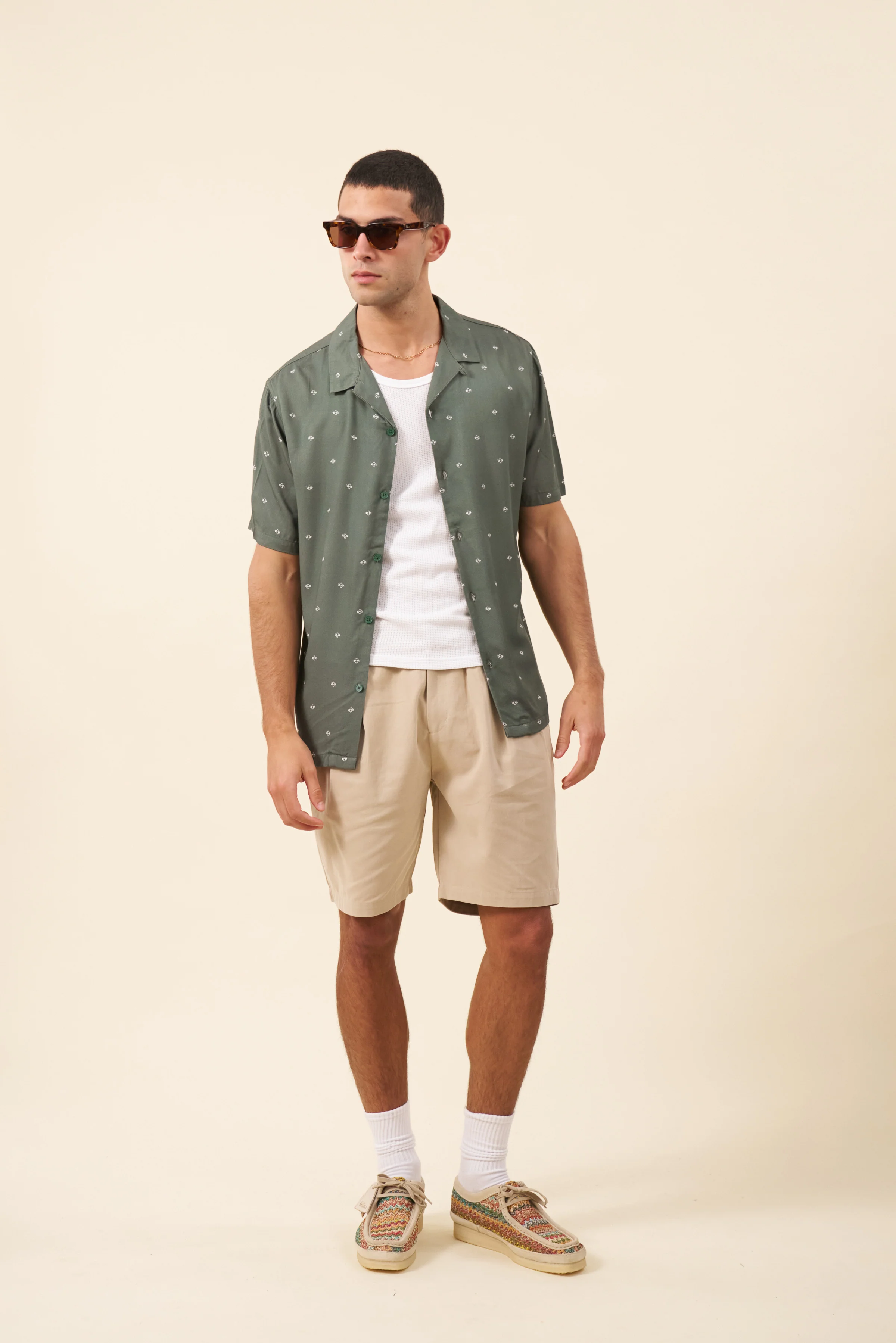 FLORAL RAYON SHIRT - SAGE - Image 5