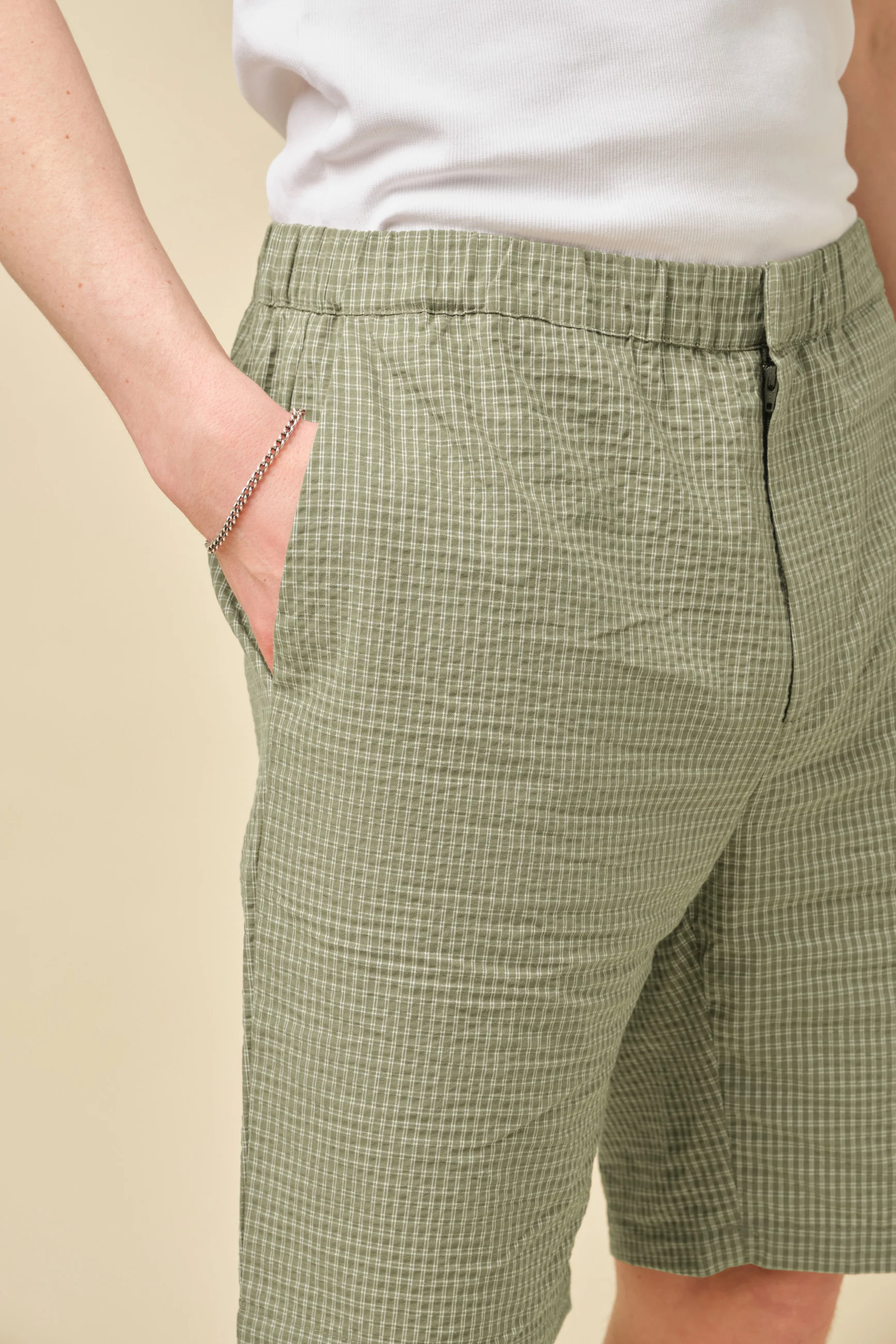 GINGHAM COTTON SHORTS - OLIVE - Image 3