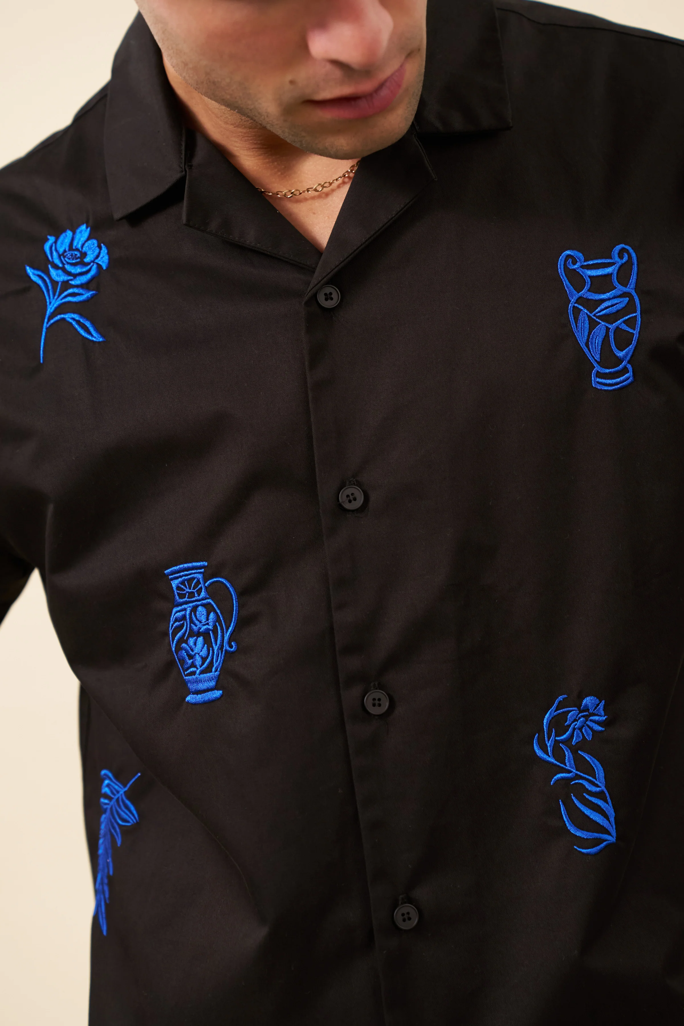 GRECIAN EMBROIDERED SHIRT - BLACK - Image 7