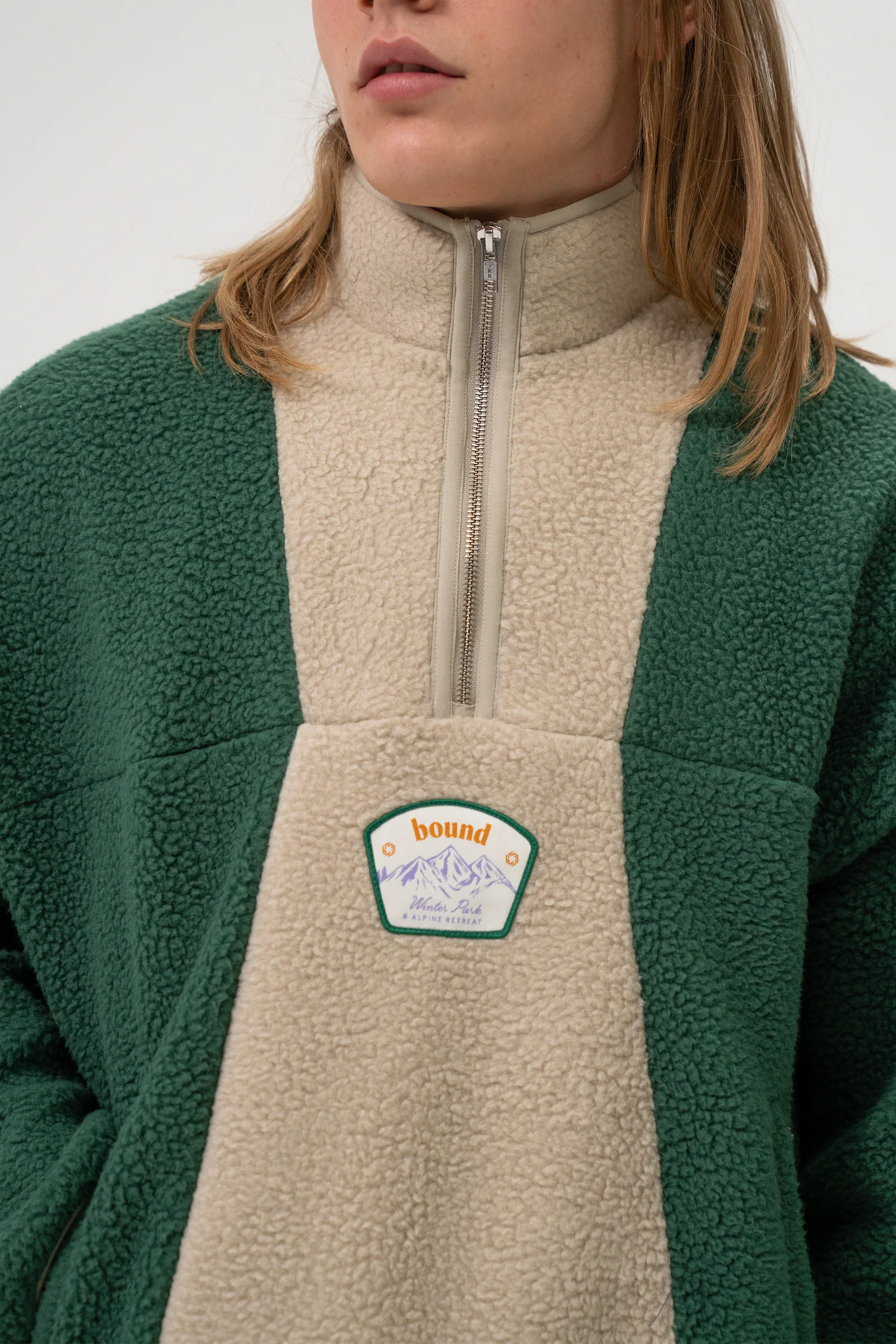 GREEN PANEL RETRO FLEECE PULLOVER - Image 5
