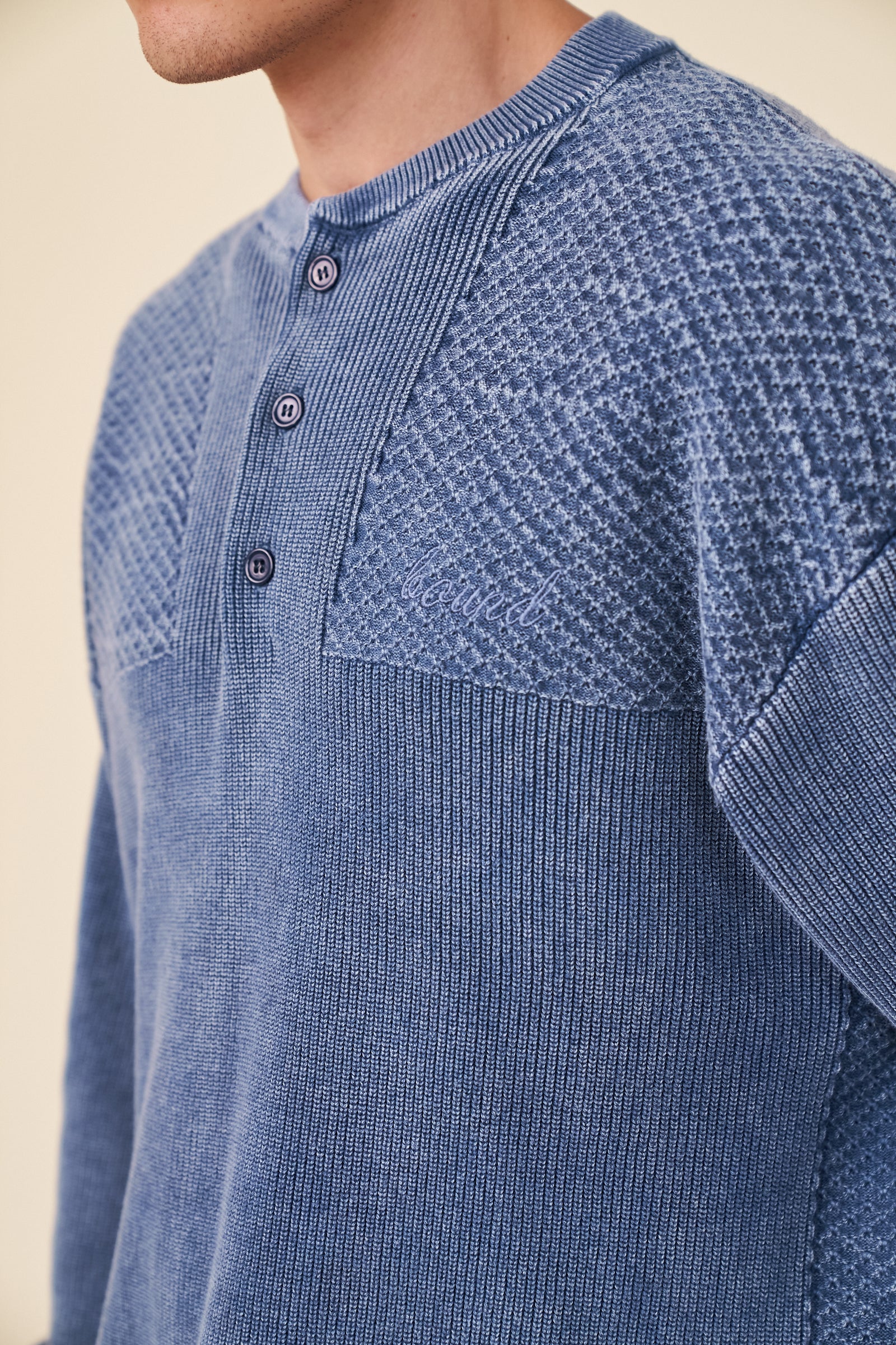 HALF BUTTON PANEL ACID WASHED PULLOVER - NAVY - Image 3