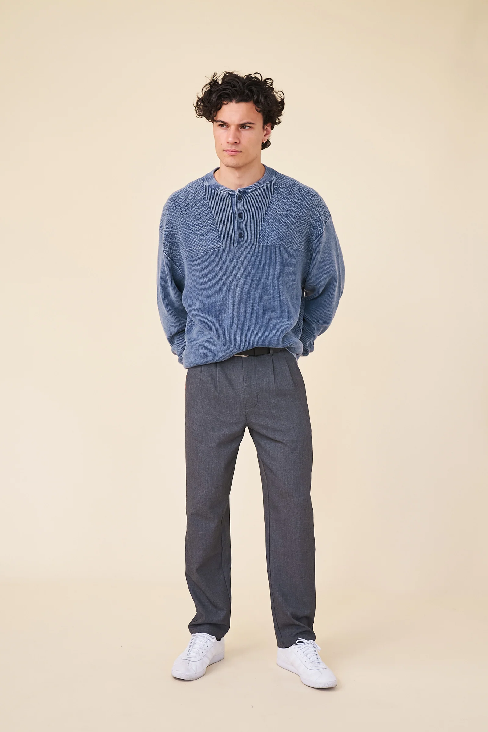 HALF BUTTON PANEL ACID WASHED PULLOVER - NAVY - Image 4