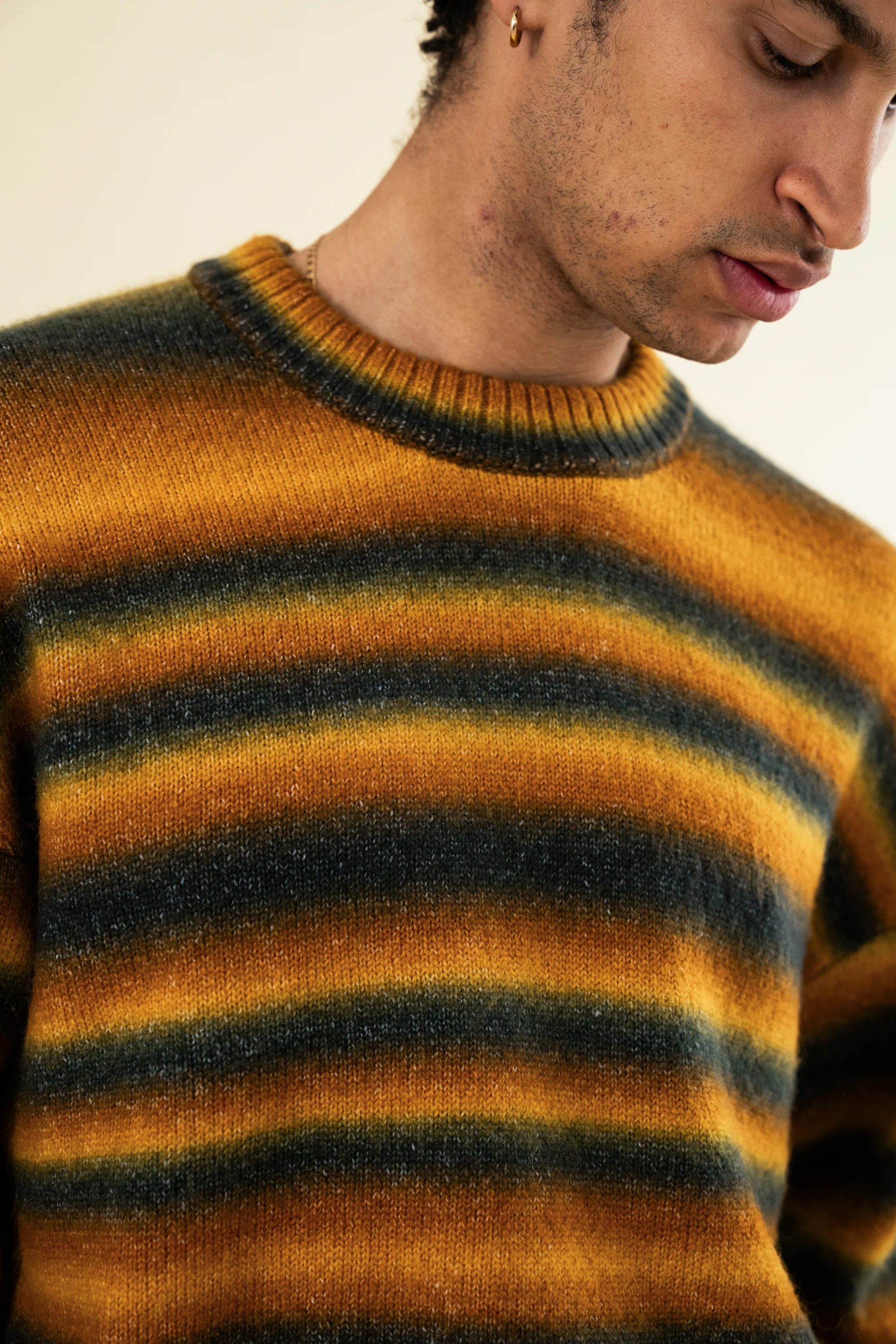 HEATON GRADIENT KNIT SWEATER - Image 5