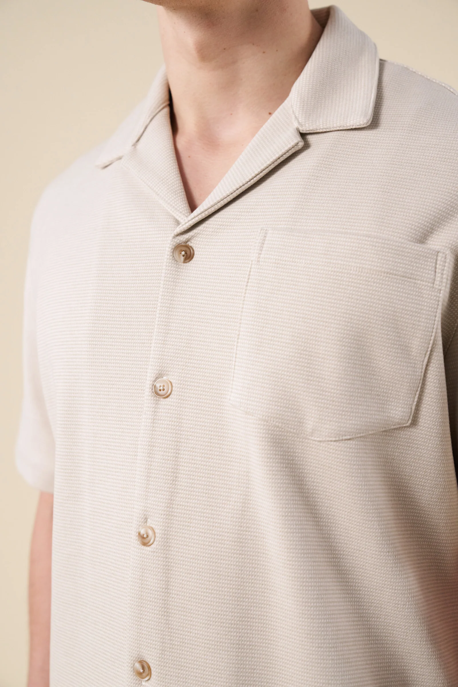 HEAVYWEIGHT WOVEN DOGTOOTH CUBAN POLO - OAT - Image 5