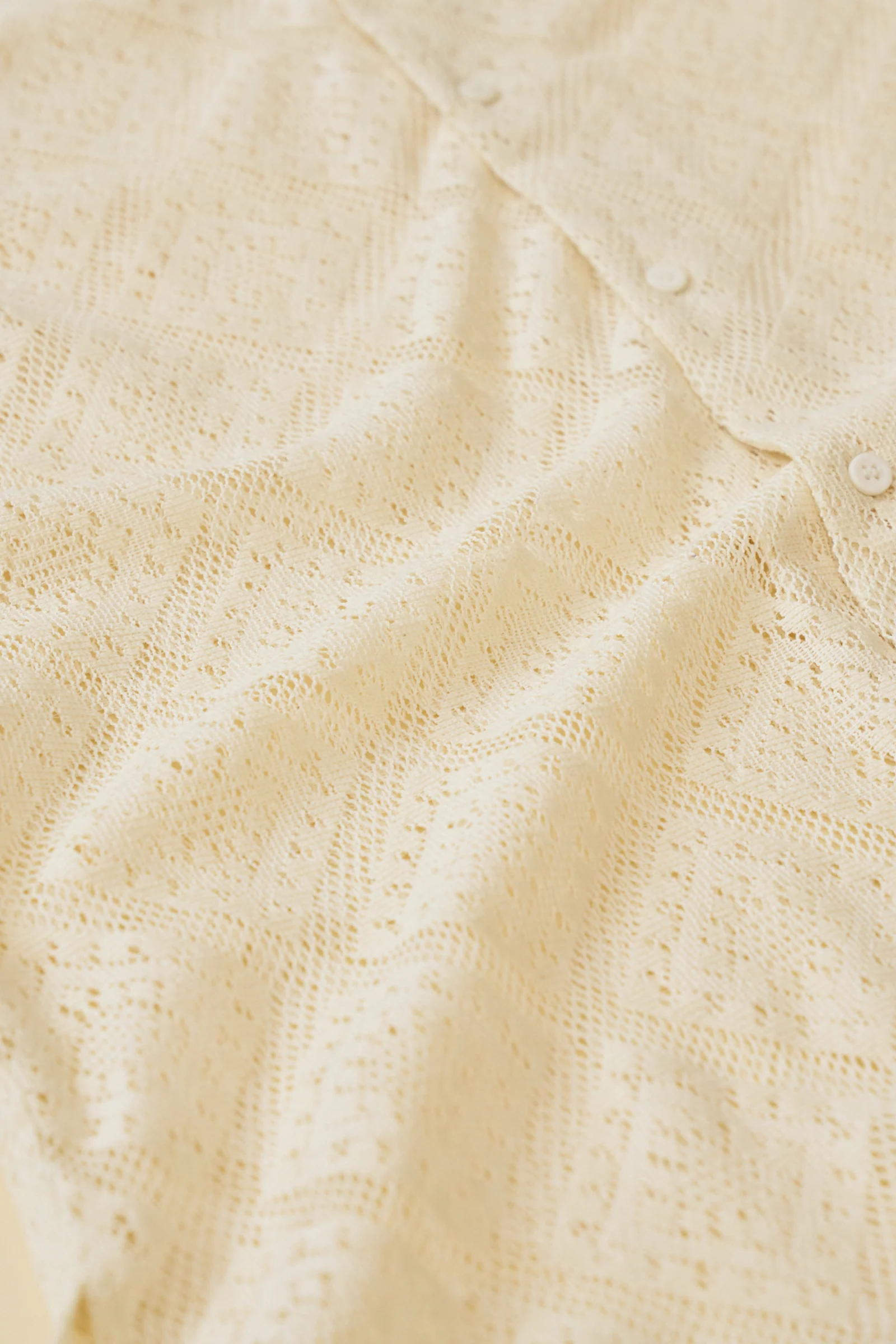 LACE VACATION SHIRT - CREAM - Image 12