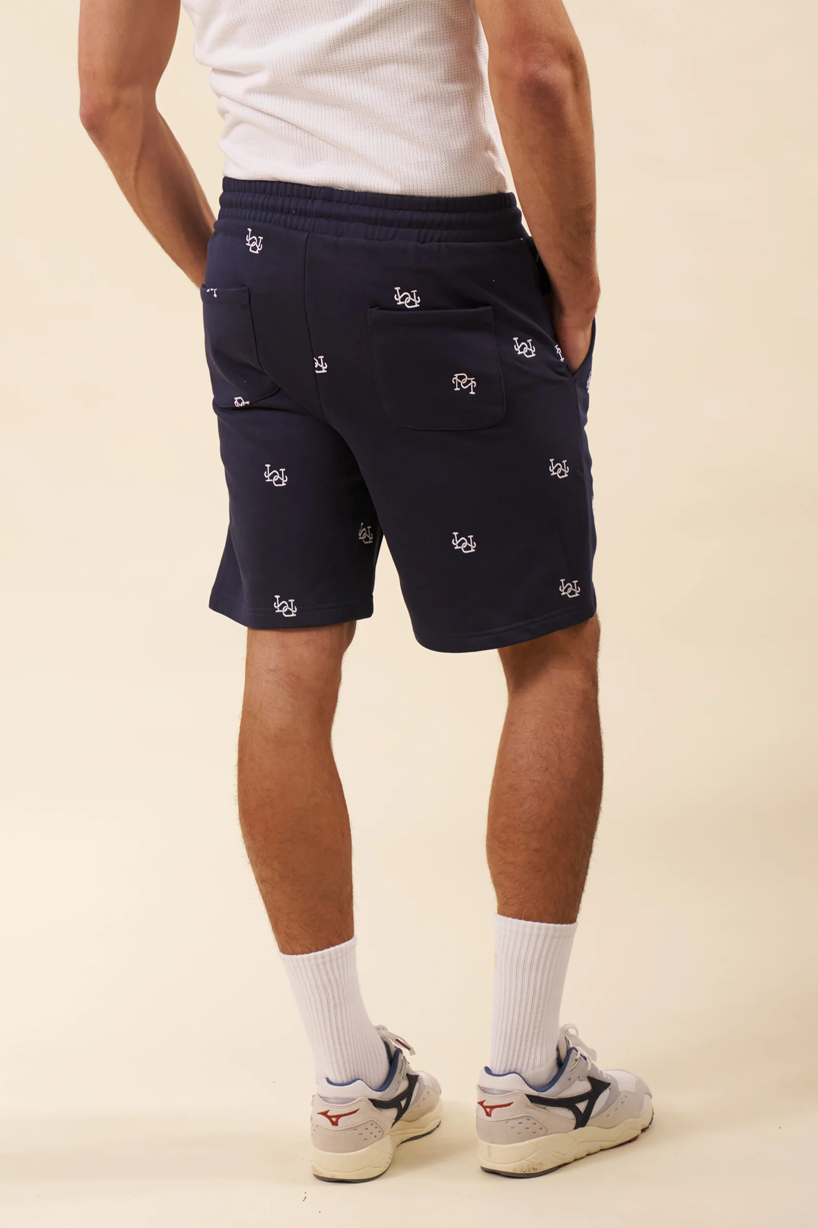 LINK EMBROIDERY SWEAT SHORTS - NAVY - Image 3