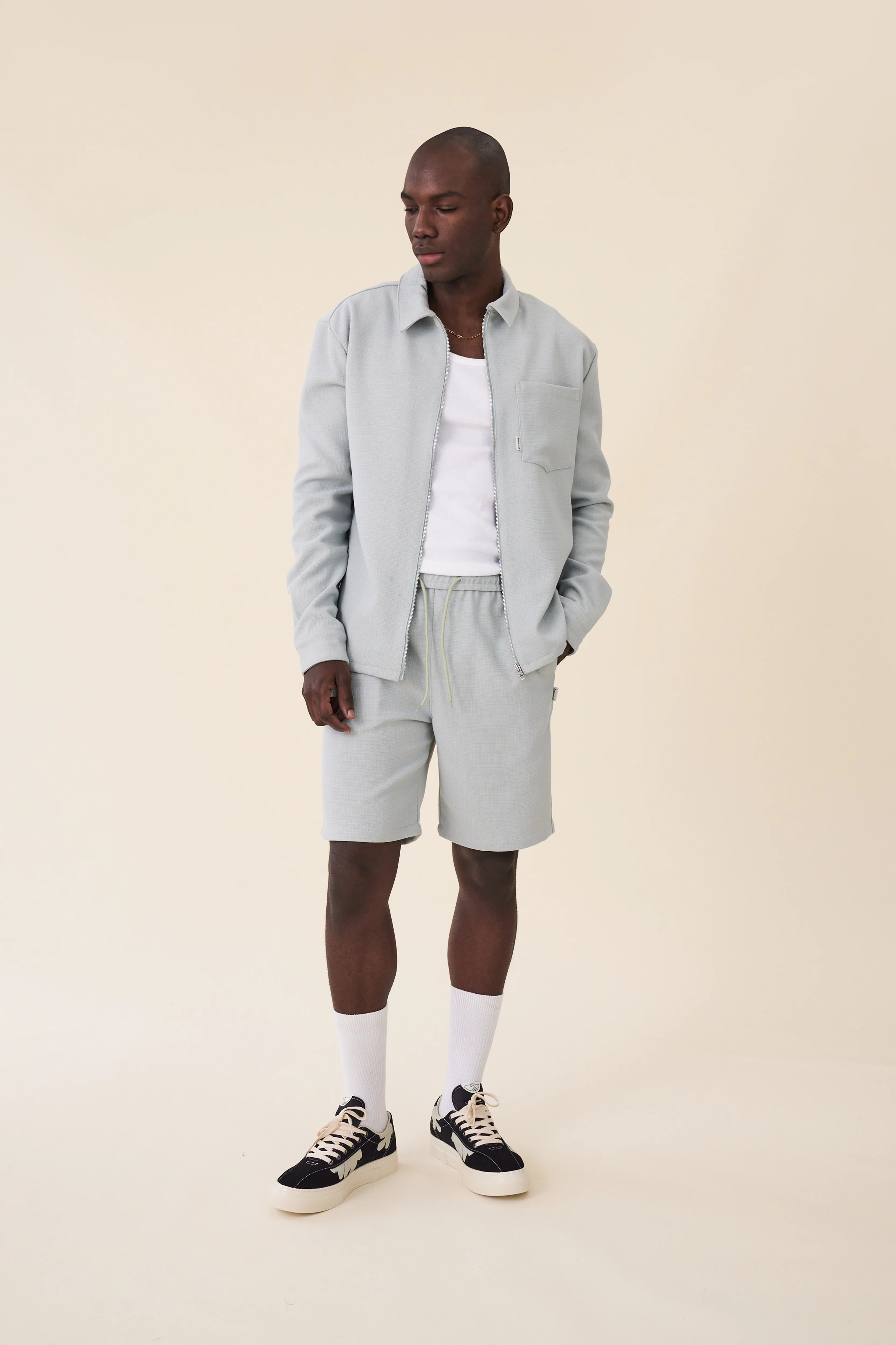 MINT TEXTURED HEAVY SHORTS - Image 3