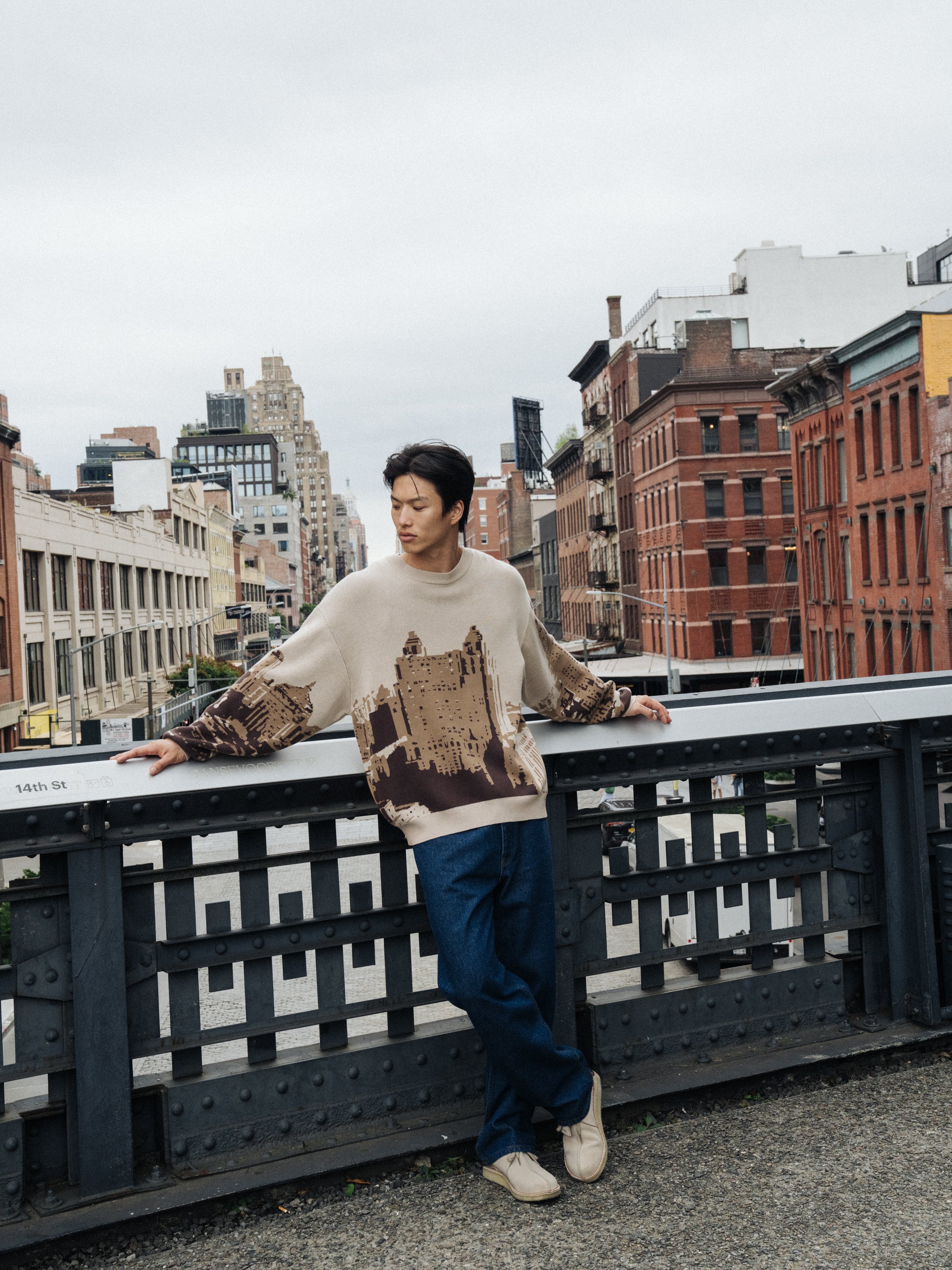 NYC SKYRISE KNIT SWEATER - Image 6