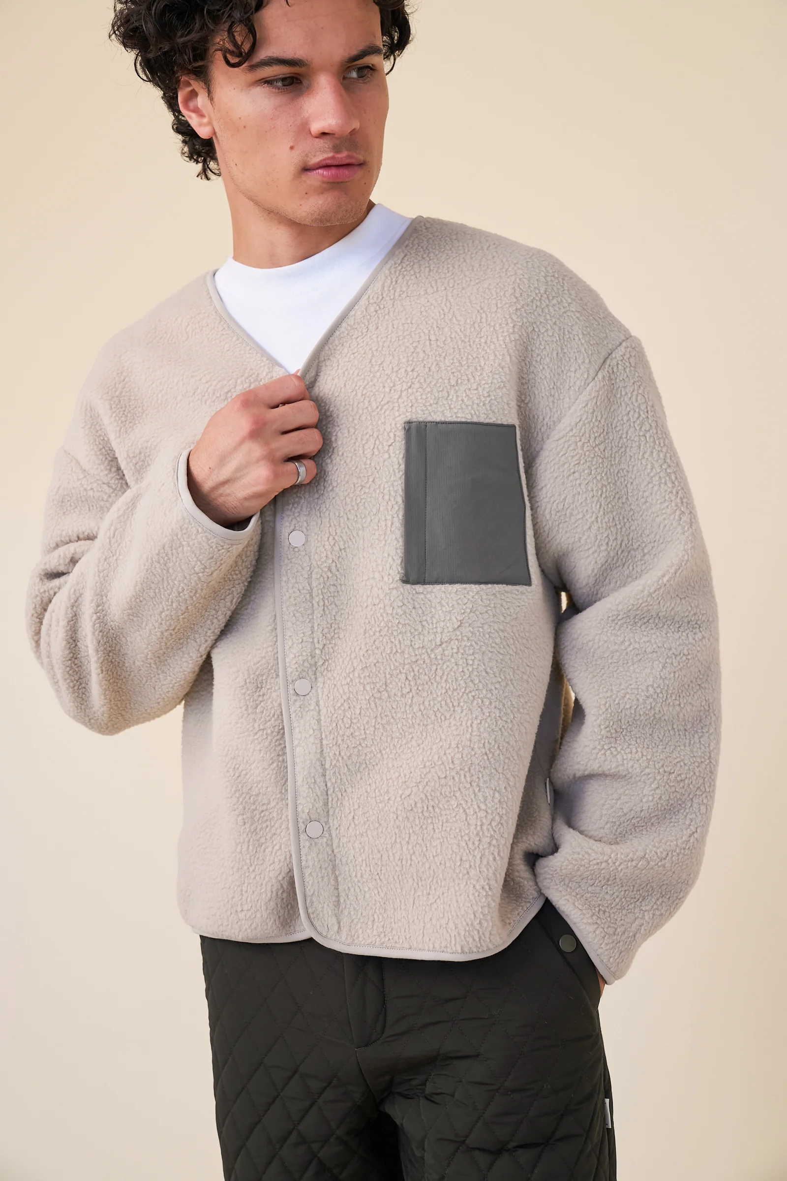POCKET FLEECE CARDIGAN - SAND - Image 6