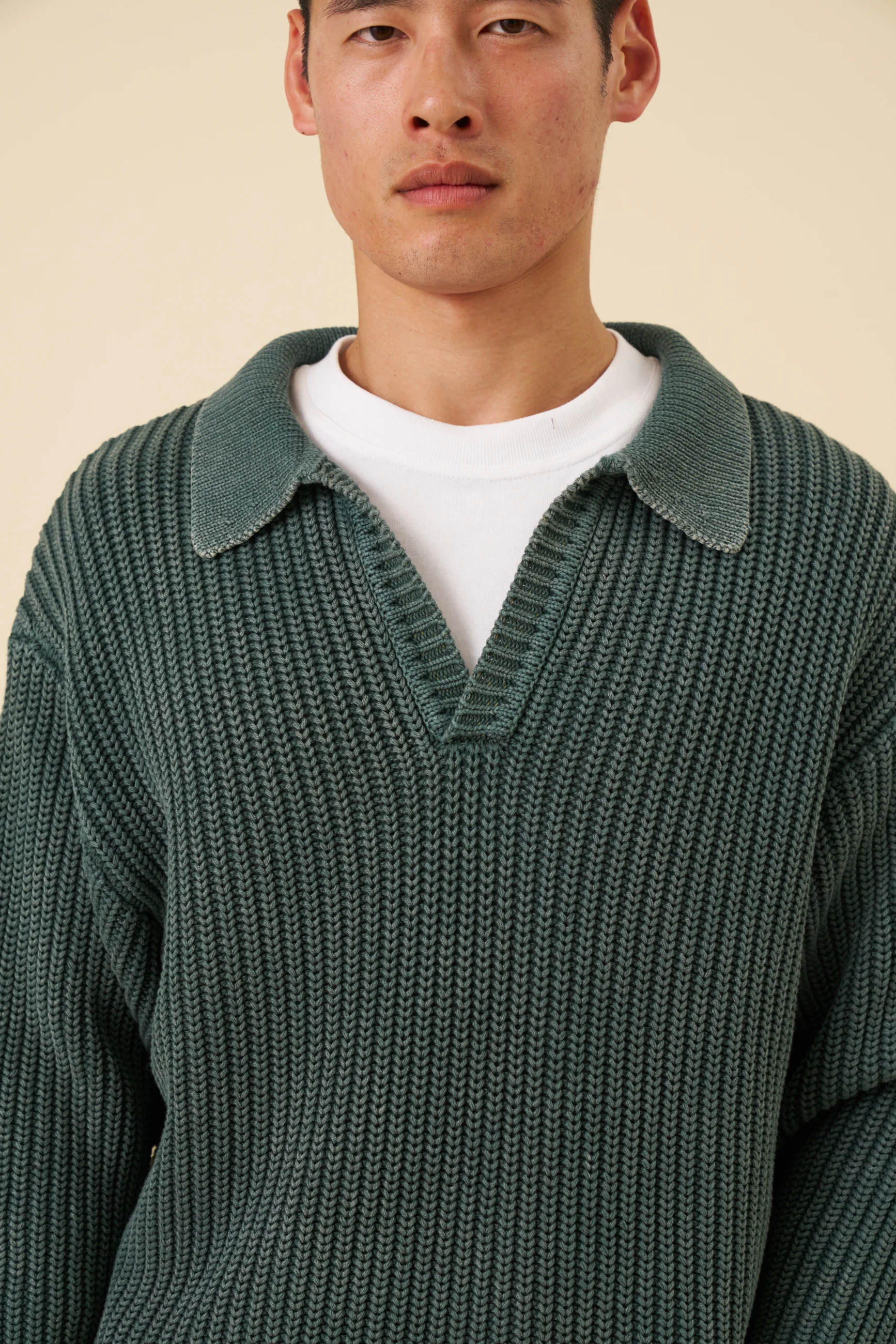 OPEN COLLAR ACID WASH KNIT - GREEN - Image 6