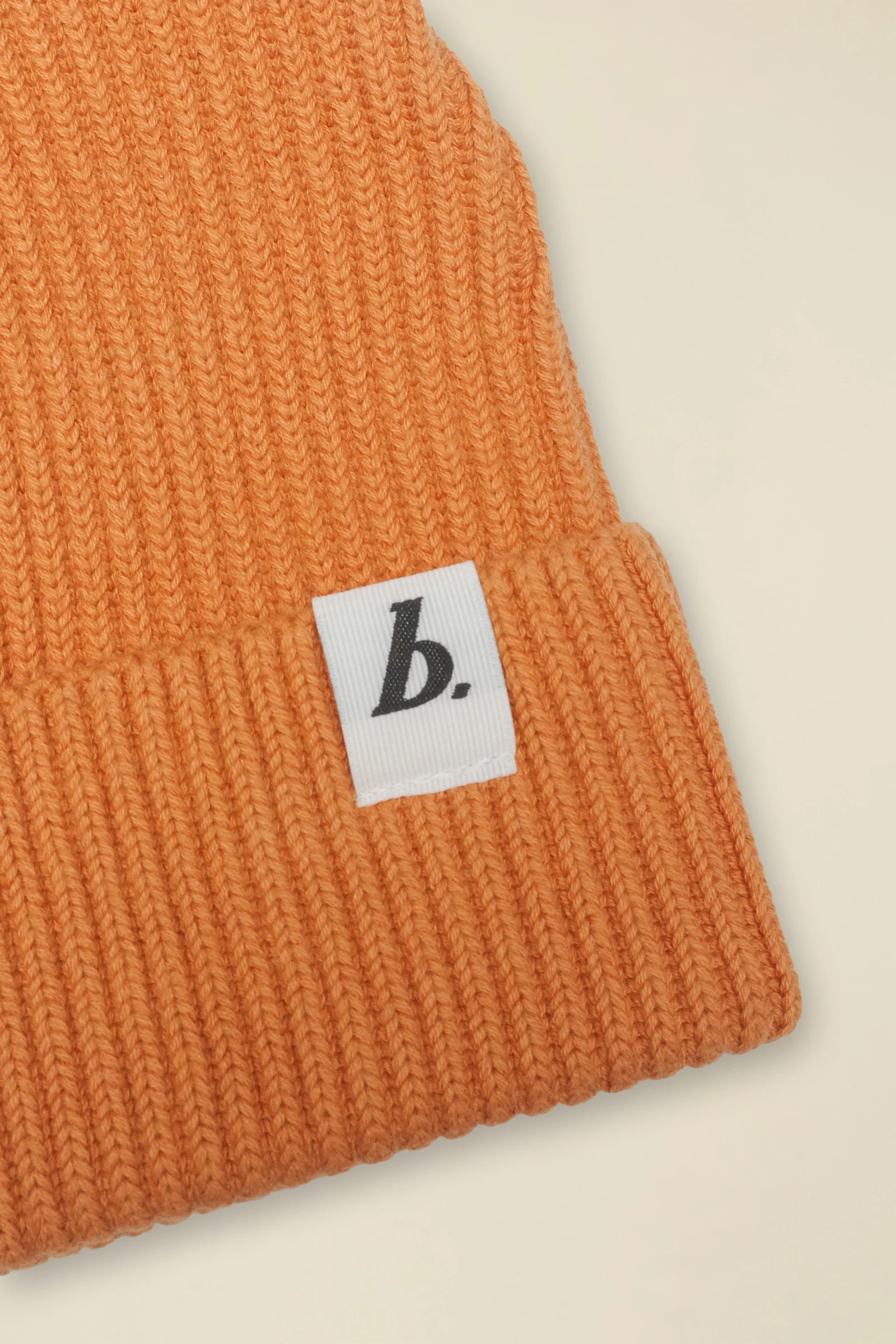 ORGANIC FISHERMAN RIBBED LABEL BEANIE - AMBER - Image 2
