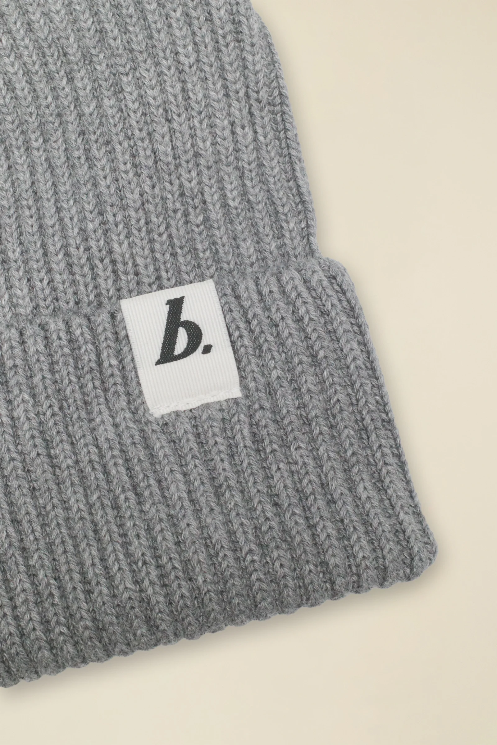 ORGANIC FISHERMAN RIBBED LABEL BEANIE - HEATHER GREY - Image 2