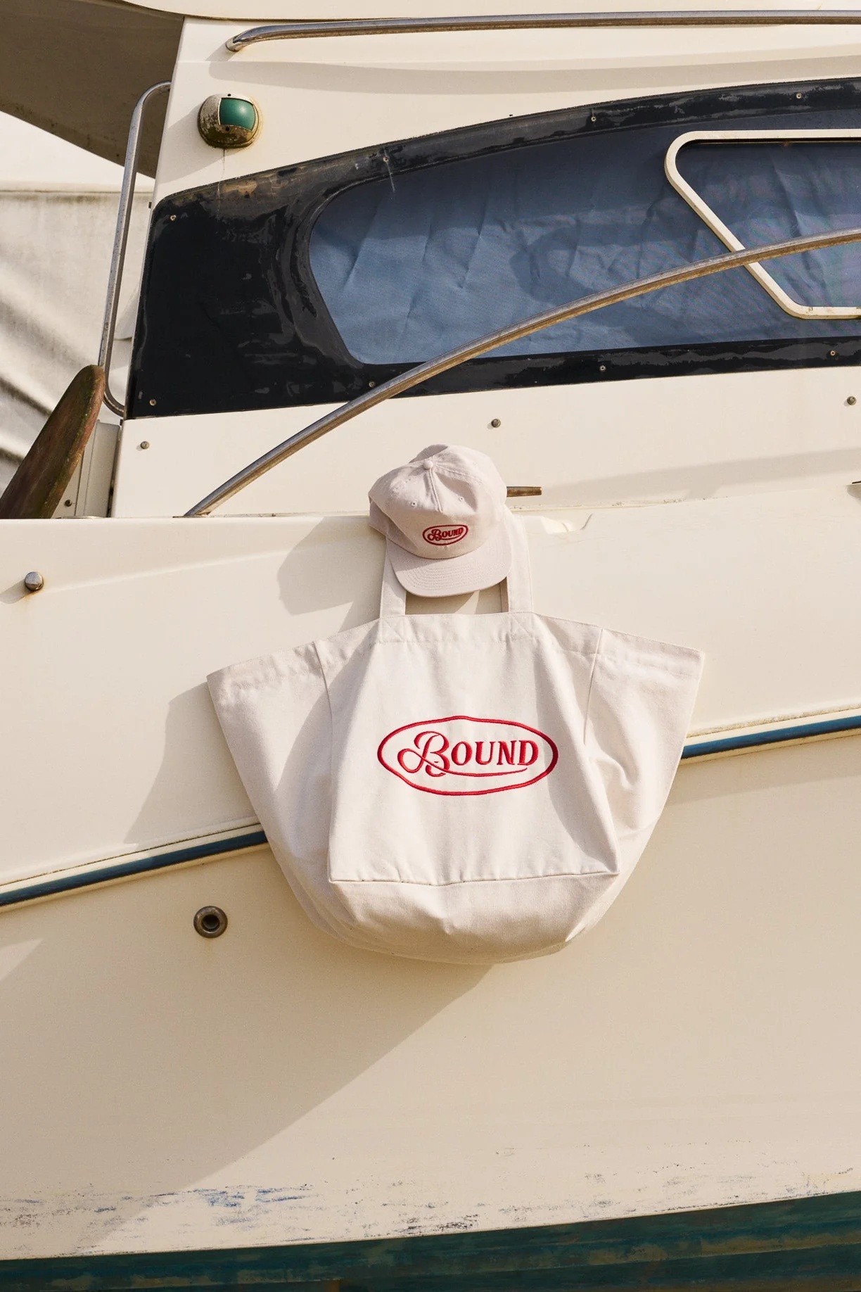 RETRO EMBROIDERED OVERSIZED TOTE BAG - NATURAL - Image 4