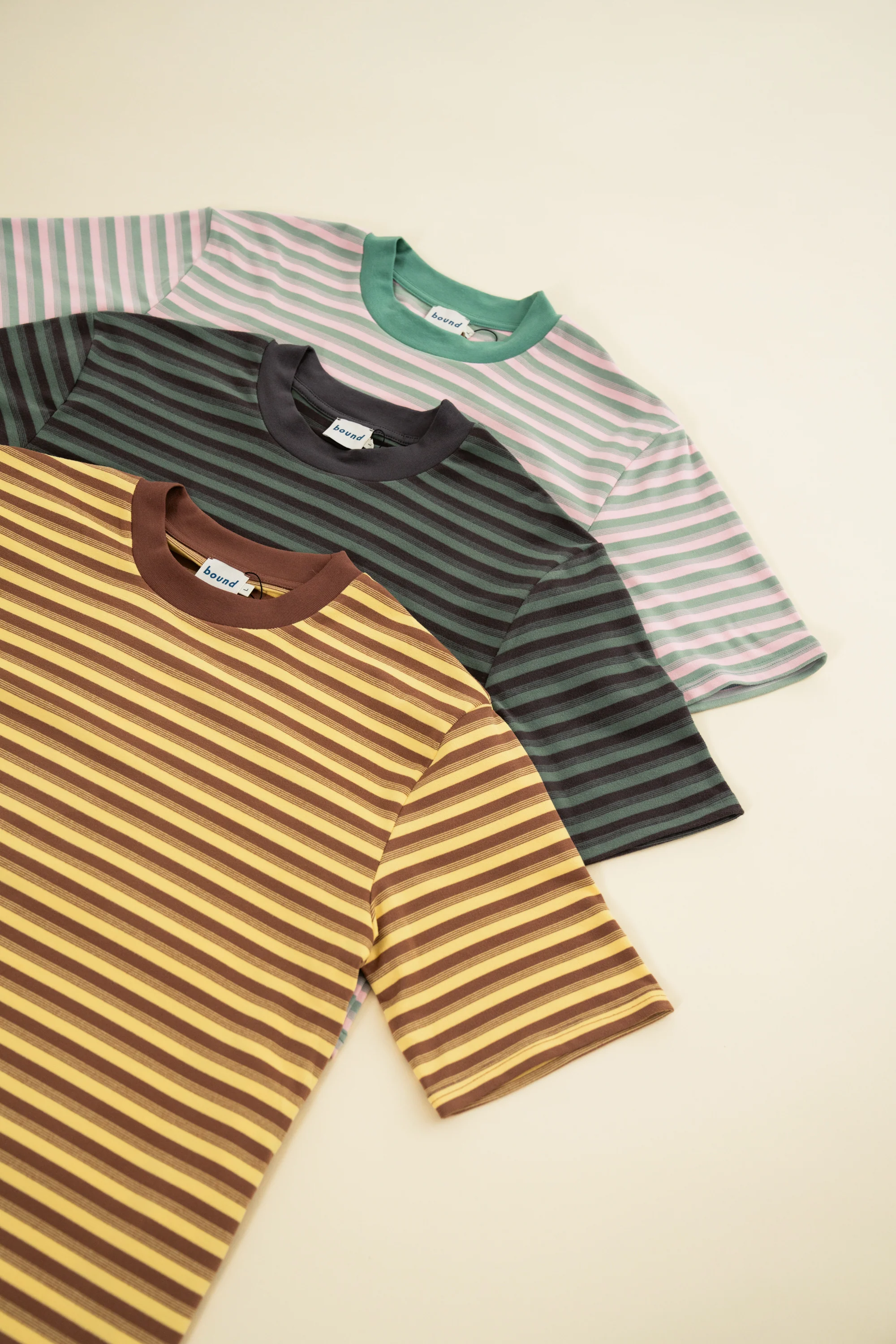 PEACHED STRIPE TEE - CHARCOAL & SAGE - Image 10