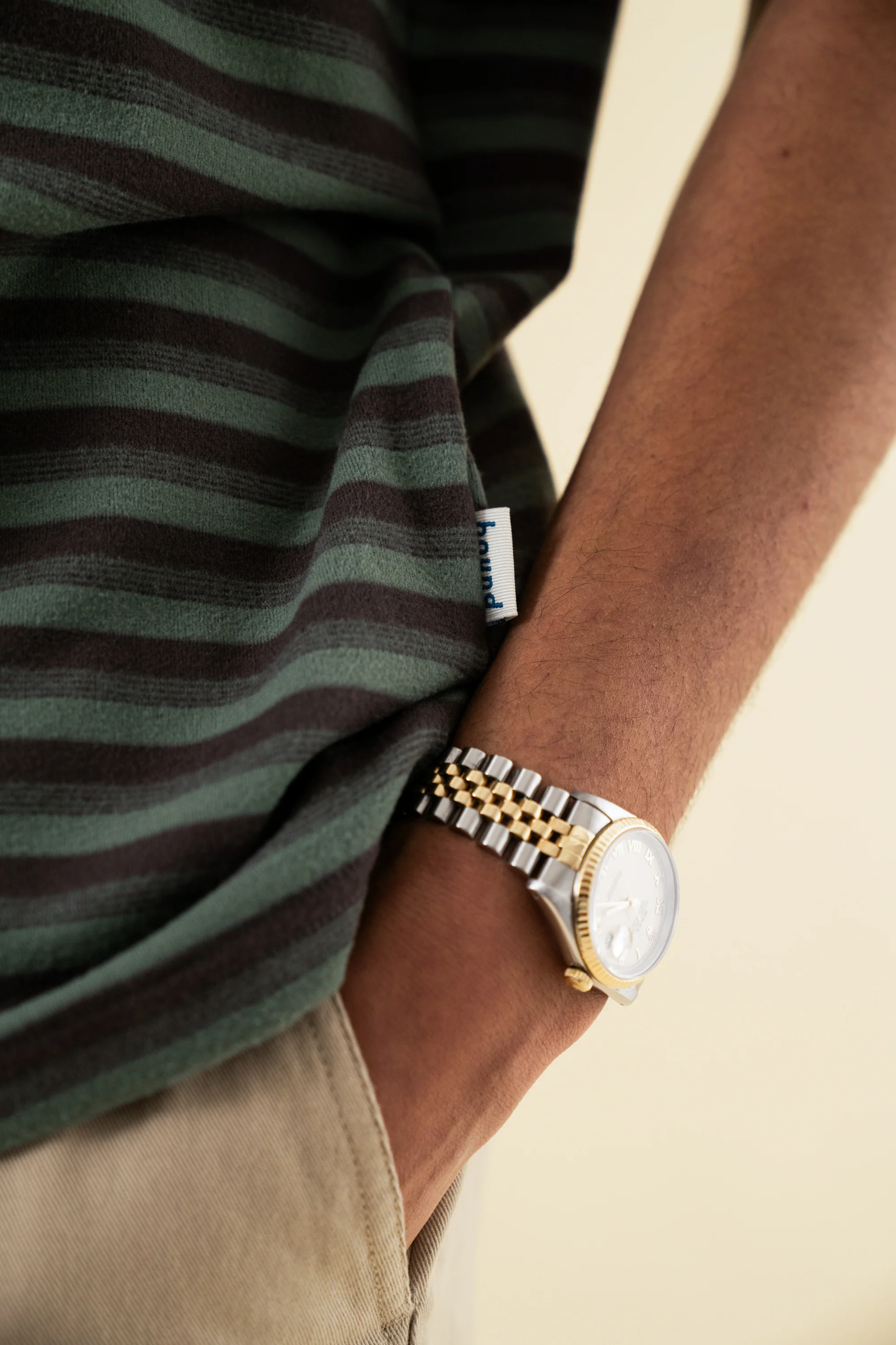 PEACHED STRIPE TEE - CHARCOAL & SAGE - Image 6
